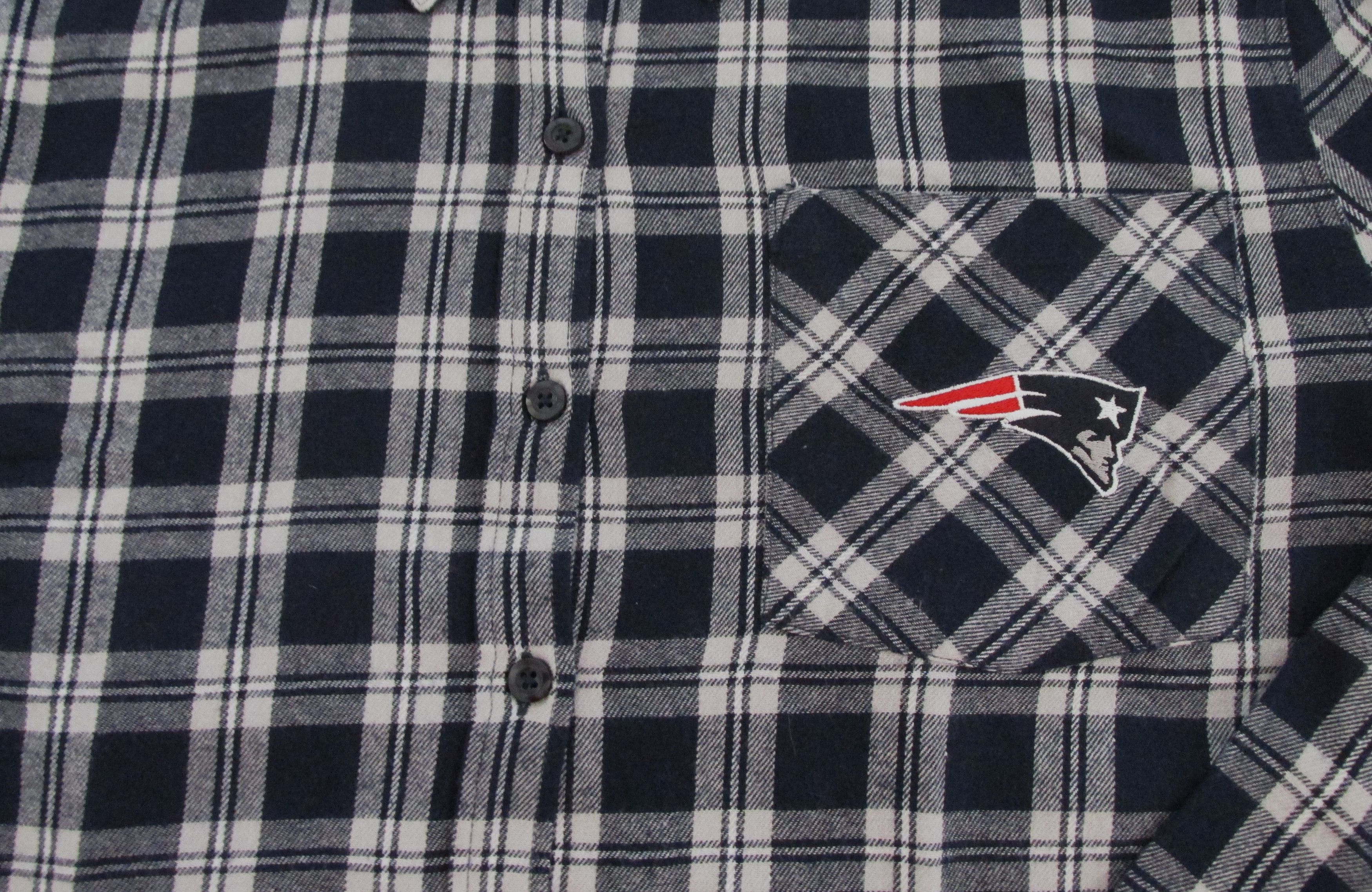 NFL NFL New England Patriots Women's FLannel Shirt Size XL Size XL / US 12-14 / IT 48-50 - 3 Thumbnail