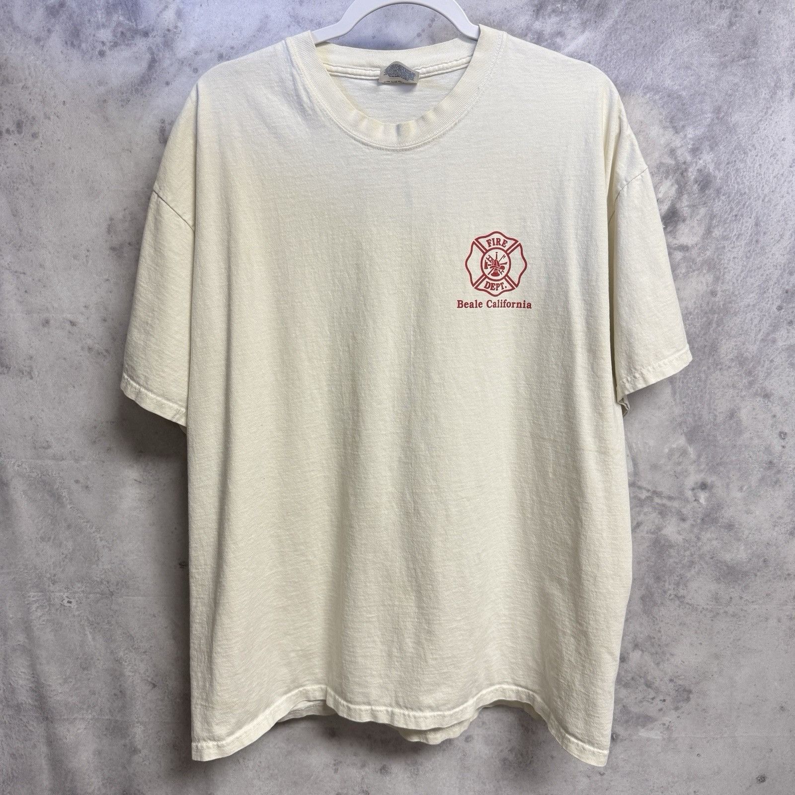 Vintage Vintage United We Stand Beale California Fire Dept T Shirt Size US XL / EU 56 / 4 - 3 Thumbnail