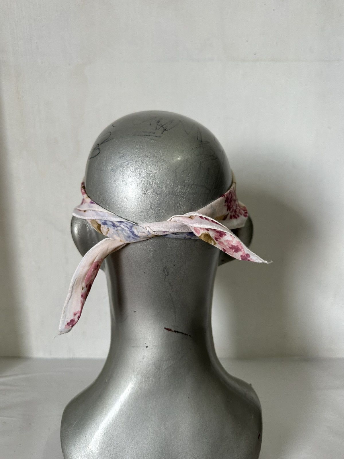 Margaret Howell Margaret Howell Handkerchief/ Neckerchief/ Bandana Size ONE SIZE - 9 Thumbnail