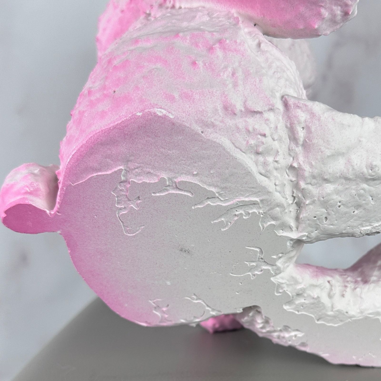 Daniel Arsham Pink Cracked Bear Figure Size ONE SIZE - 7 Thumbnail