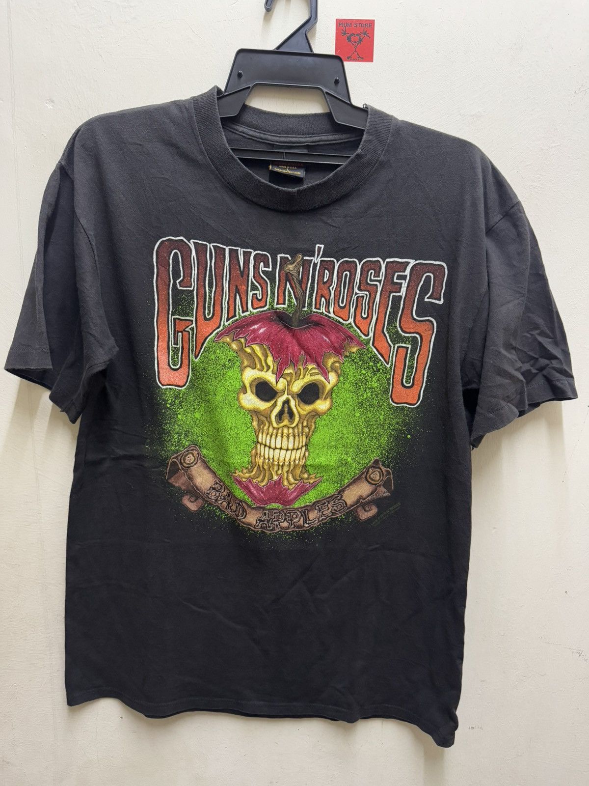 Band Tees Vintage Gun And Roses Size US L / EU 52-54 / 3 - 1 Thumbnail