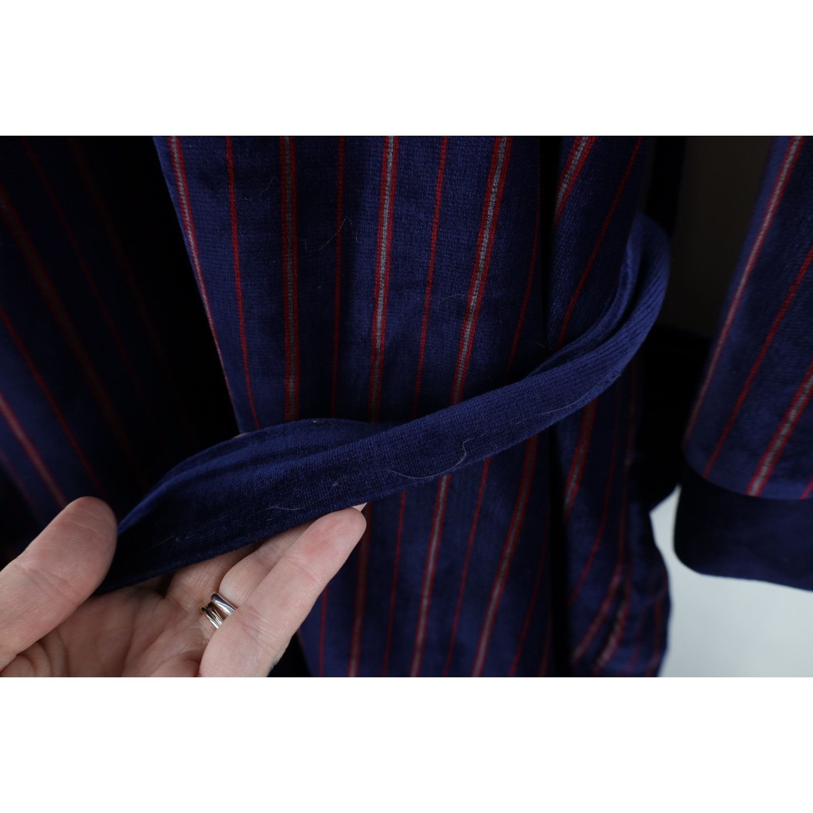 Vintage Vintage 70s Streetwear Striped Velvet Velour Bath Robe Size US XL / EU 56 / 4 - 12 Thumbnail