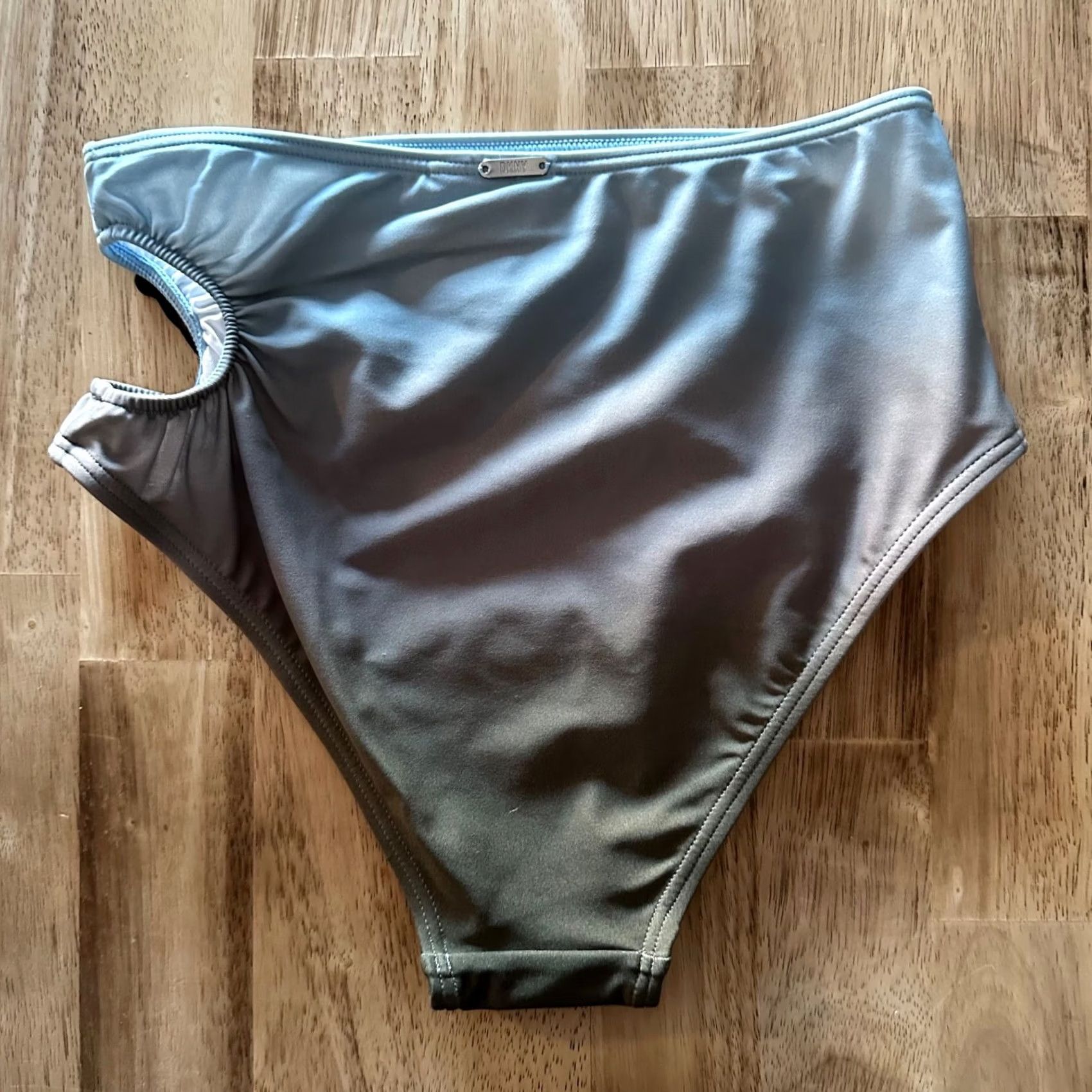 DKNY VINTAGE DKNY Key Hold High-Waist Bikini Bottom Ombre Splash Mos Women’s XS Size 26" / US 2 / IT 38 - 3 Thumbnail