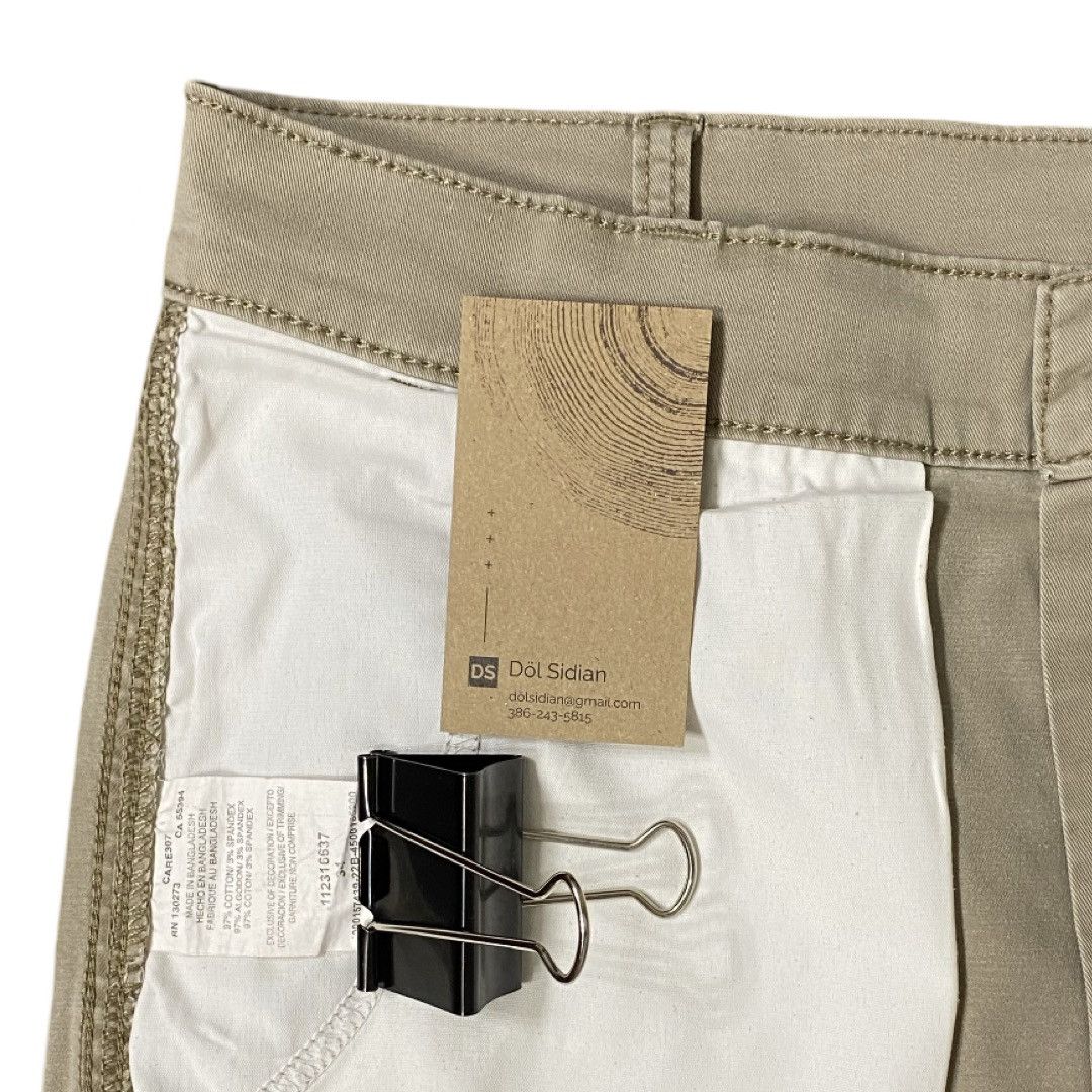 Lee Lee Men’s Beige Cargo Shorts Size 34 Size US 34 / EU 50 - 4 Thumbnail