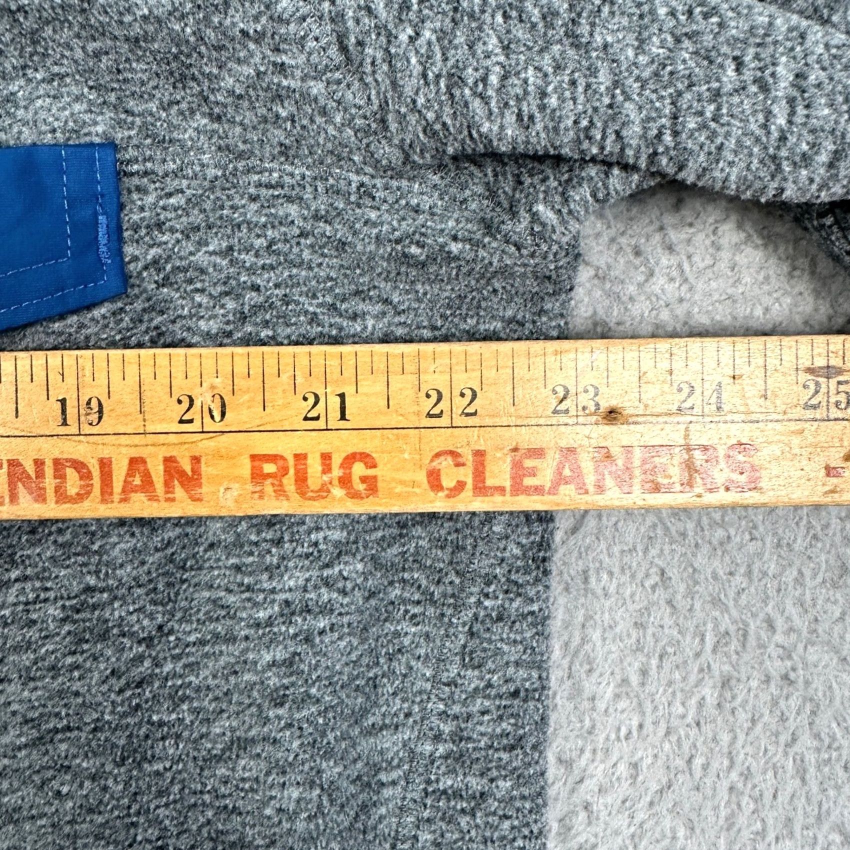Eddie Bauer Eddie Bauer Mens Sweatshirt Pullover Gray Fleece Snap Button Pockets Medium EUC Size US M / EU 48-50 / 2 - 6 Thumbnail