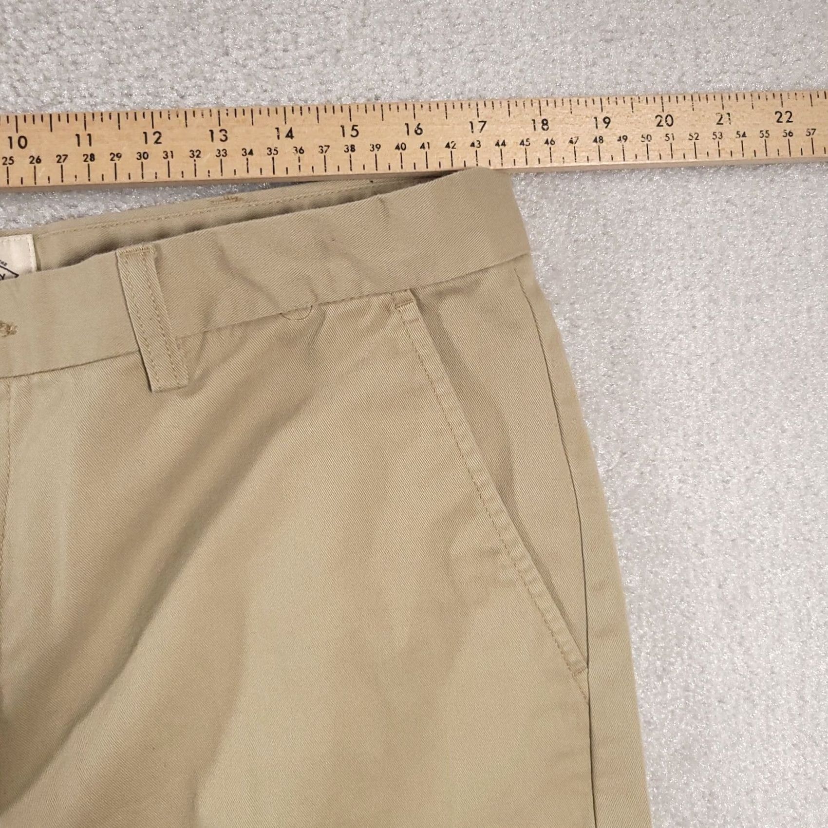 Vintage St. John's Bay Khaki Pants Men's 36X32 Classic Easy Care Chino Tapered Leg Beige Size US 36 / EU 52 - 5 Thumbnail