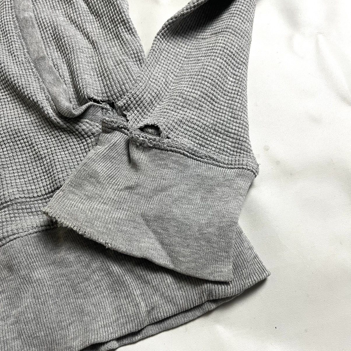 Stussy 🔥RARE🔥00s Stussy Thrashed hoodie Gray Size US S / EU 44-46 / 1 - 8 Thumbnail