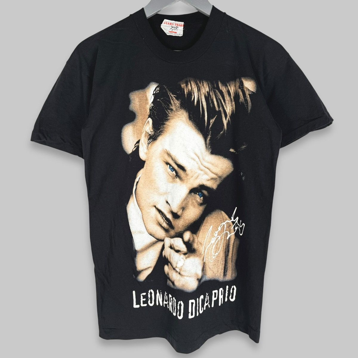 Vintage Vintage 90s Leonardo DiCaprio Signature Movie Euro T Shirt Size US L / EU 52-54 / 3 - 1 Thumbnail