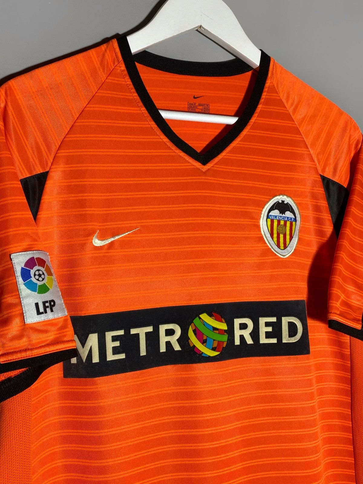 Nike Vintage Nike Valencia 2001/02 Away Football Soccer Jersey Size US M / EU 48-50 / 2 - 3 Thumbnail