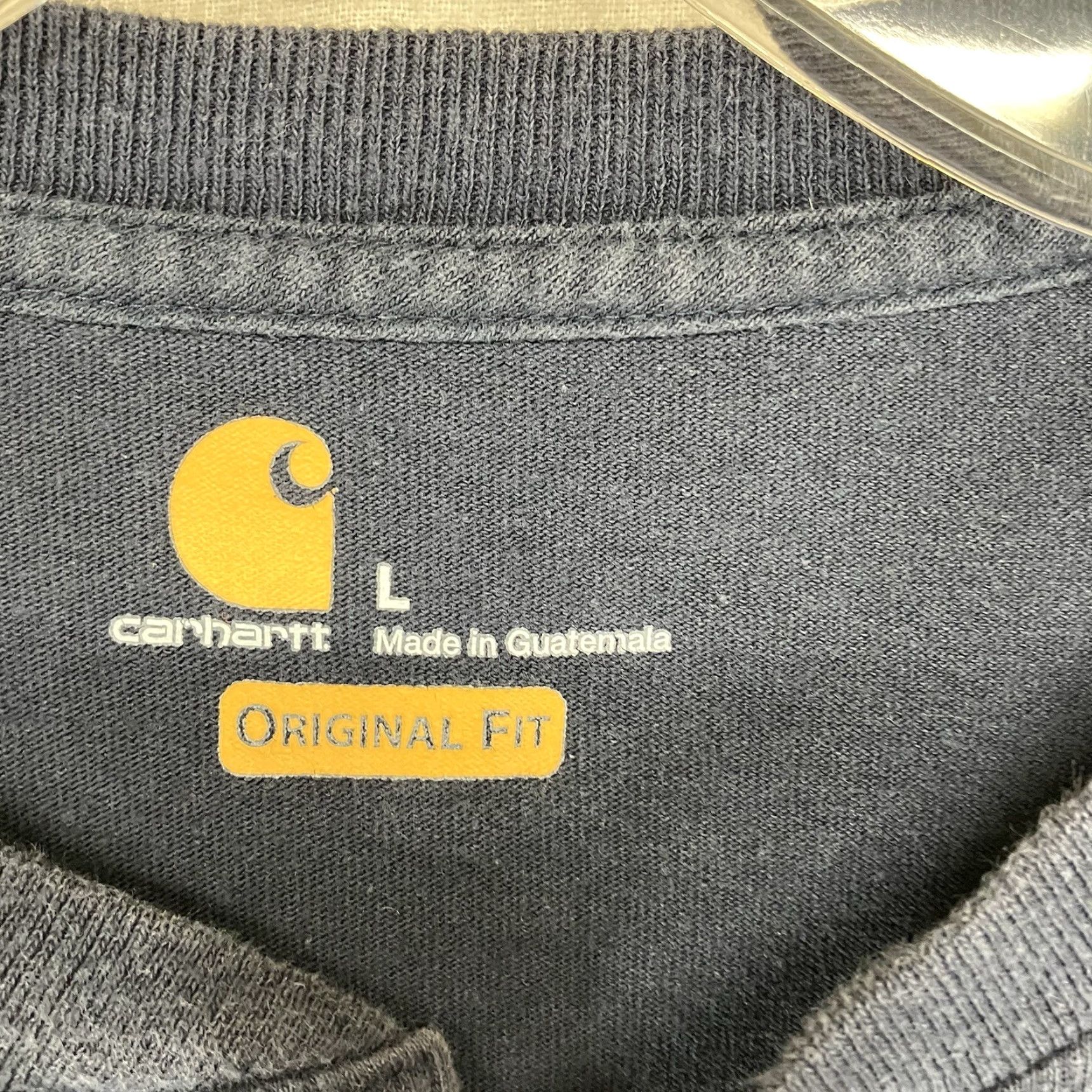 Carhartt Carhartt Mens Navy Large Long Sleeve Henley T-Shirt Heavy Cotton Regular Fit Pockets Logo Blue Size US L / EU 52-54 / 3 - 3 Thumbnail