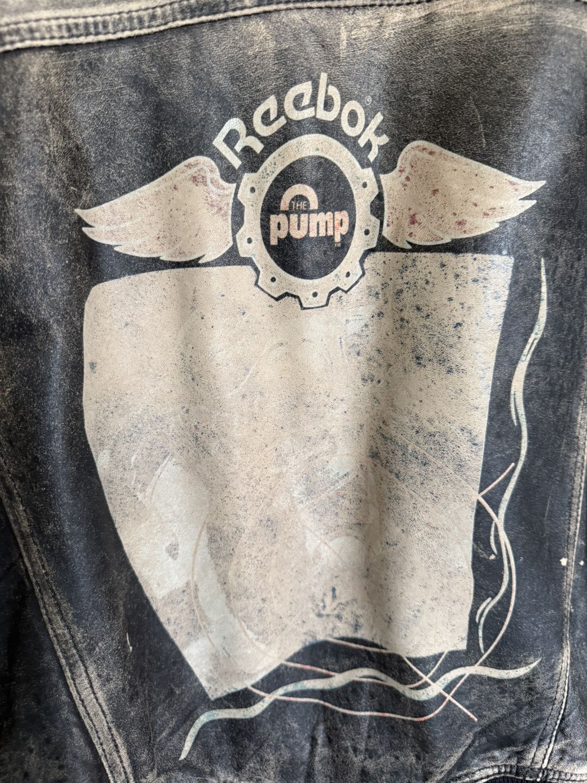 Reebok Reebok pump vintage 90’s rare leather bomber jacket logo L Size US L / EU 52-54 / 3 - 18 Thumbnail