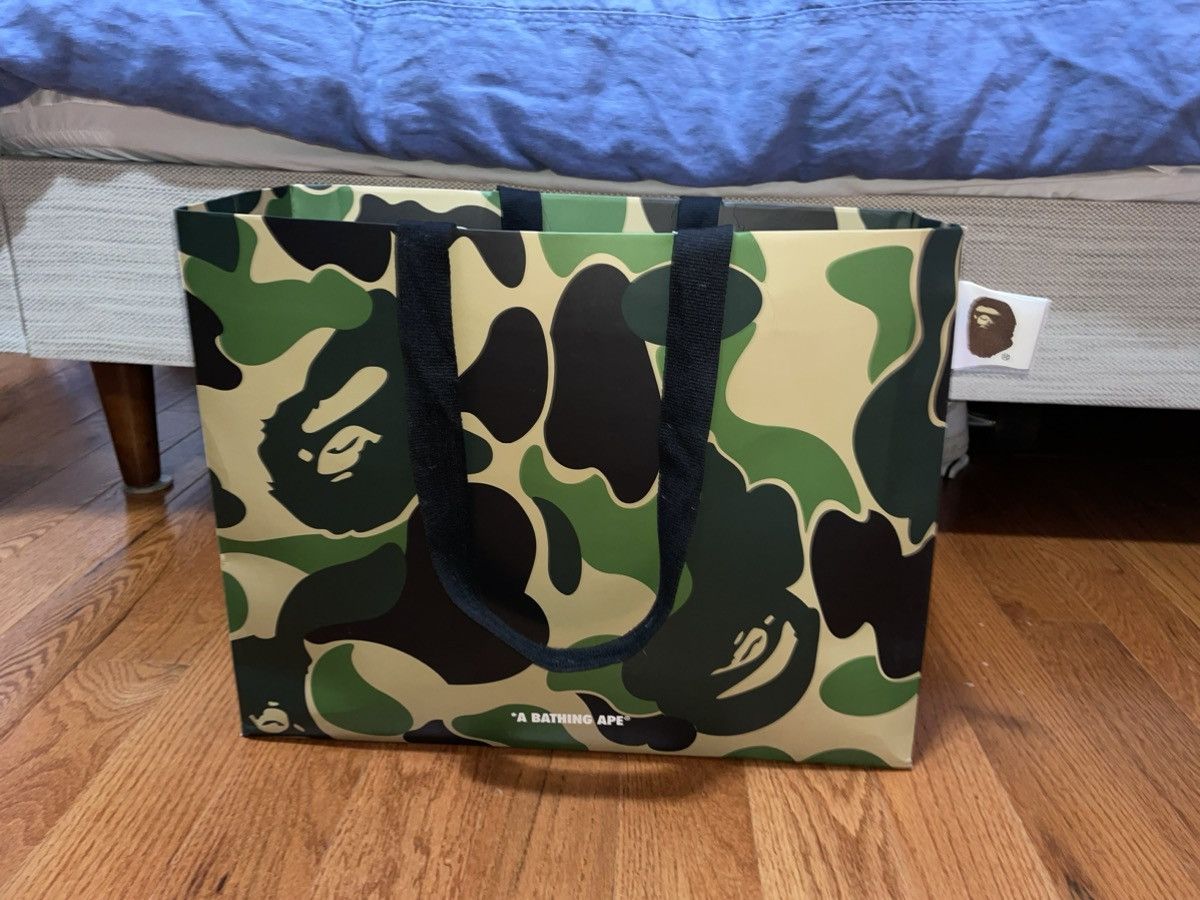 Bape Floral Camo Shark Relaxed Full Zip Hoodie Size US M / EU 48-50 / 2 - 20 Thumbnail