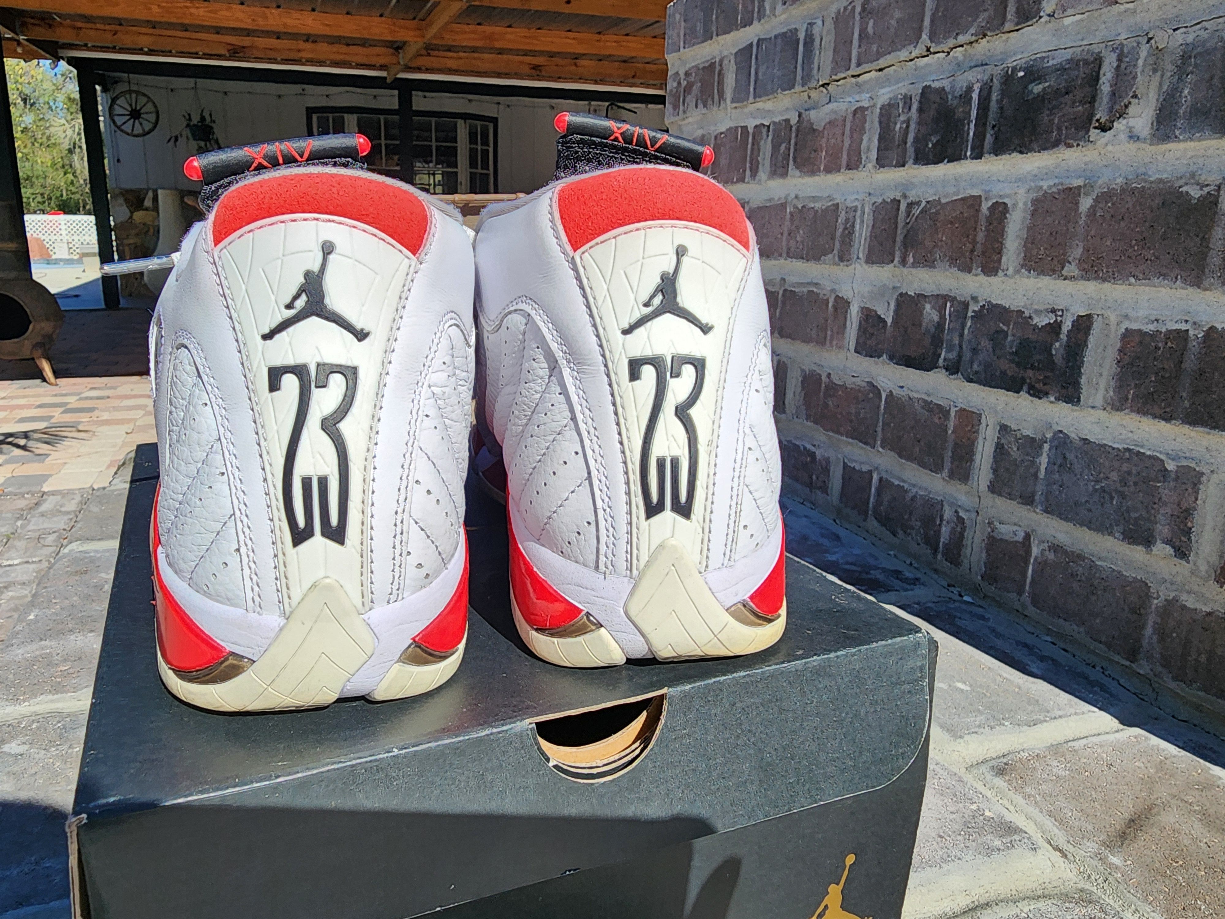 Jordan Brand Air Jordan Retro 14 Rip Hamilton Size 9.5 Size US 9.5 / EU 42-43 - 4 Thumbnail