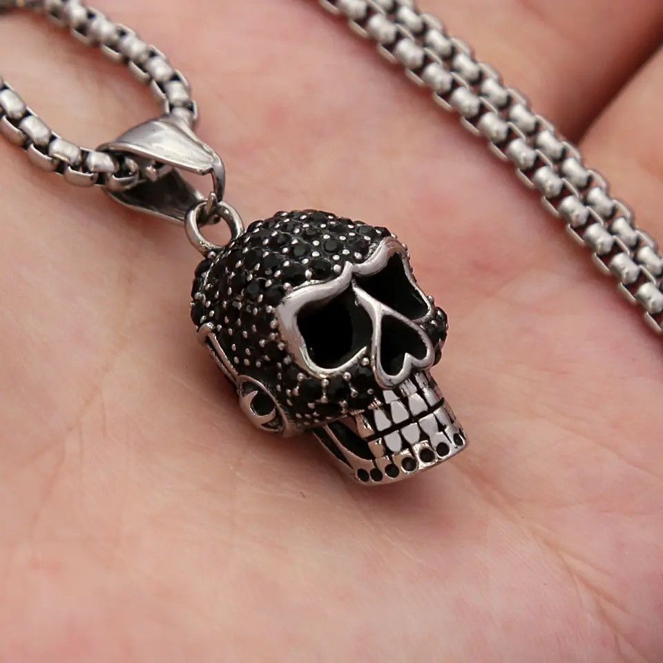 Jewelry Gothic Black Skull Pendant Necklace Size ONE SIZE - 3 Thumbnail