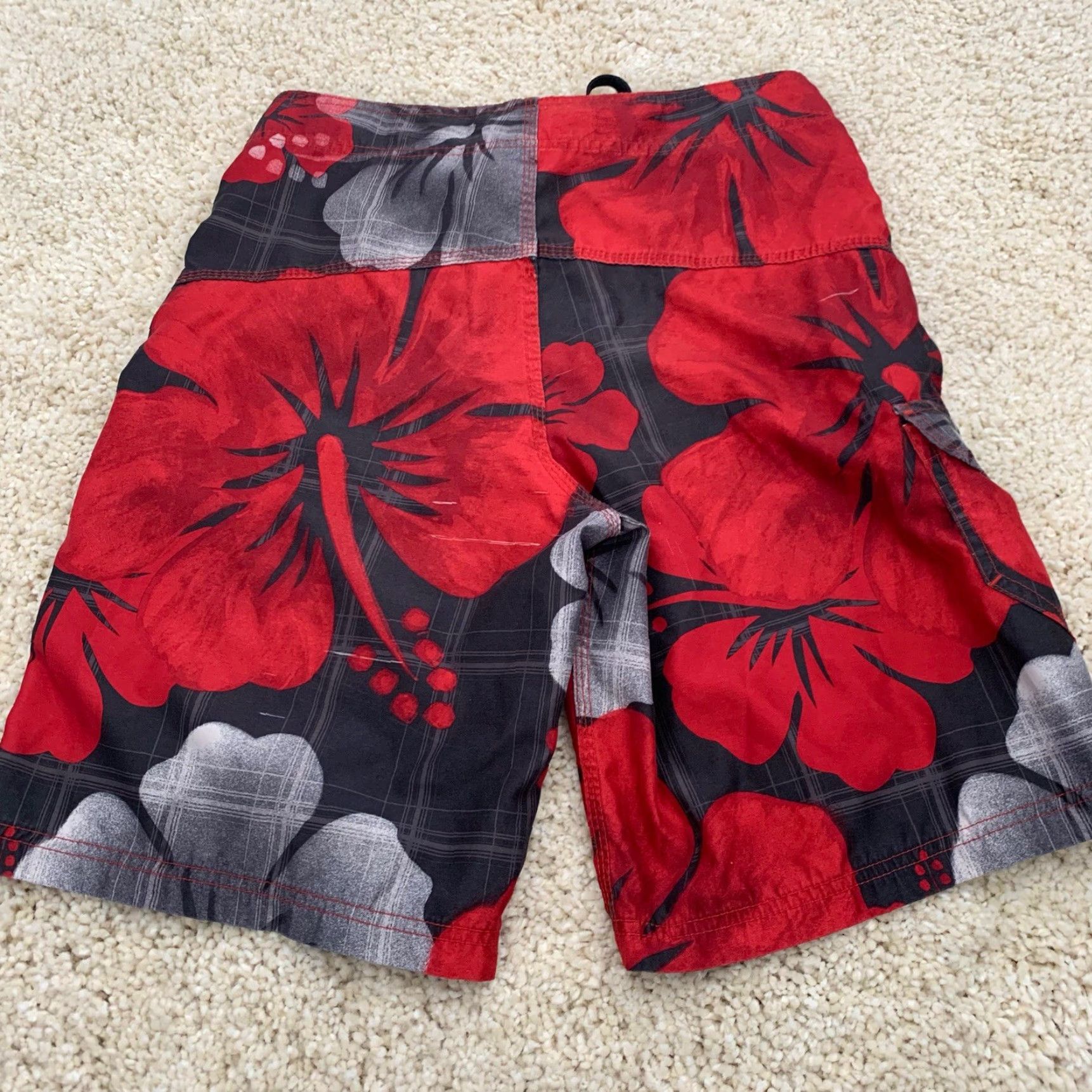 Hurley HURLEY Board Shorts Mens 30 Red Hibiscus Floral Cargo Pocket Drawstring Surfing Size US 30 / EU 46 - 4 Thumbnail