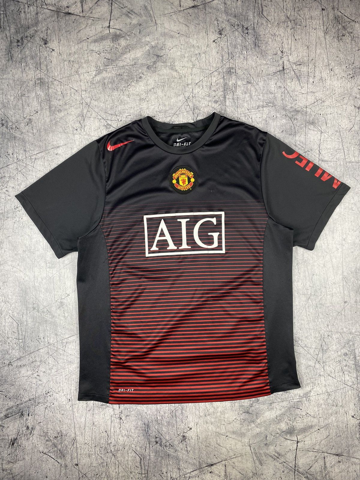Nike × Vintage Vintage Nike Manchester United Centre Logo Soccer Jersey Size US XL / EU 56 / 4 - 2 Thumbnail