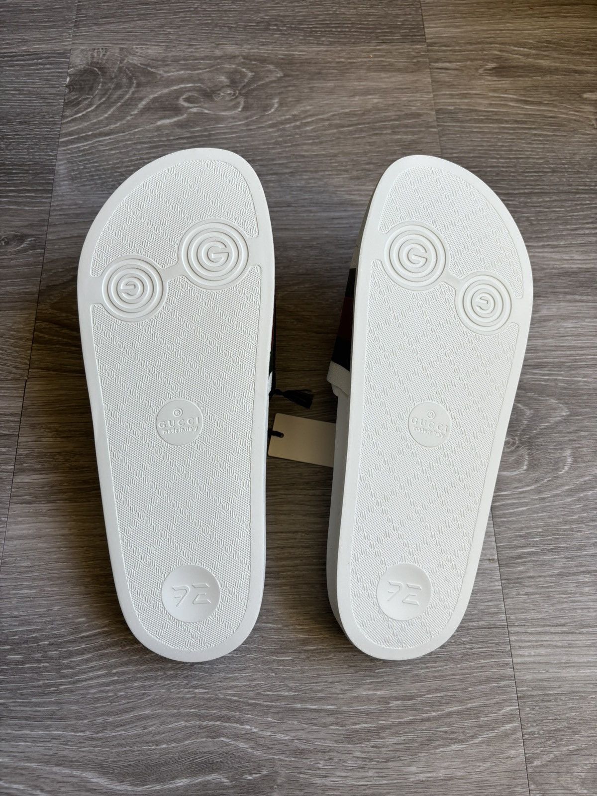 Gucci Gucci Slide “Pursuit 72” Size US 10 / EU 43 - 4 Thumbnail