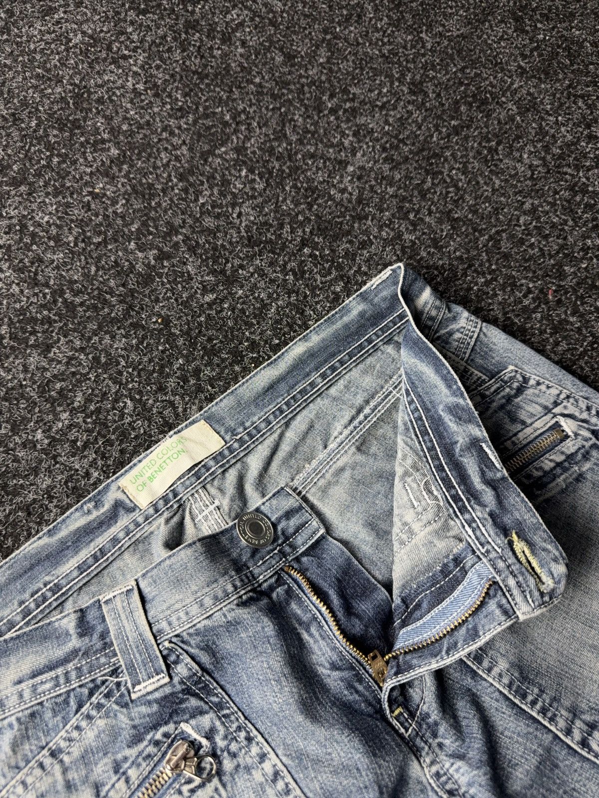 United Colors Of Benetton Retro 90s Benetton Y2K zip pocket wide leg denim jeans 28 Size 30" / US 8 / IT 44 - 10 Thumbnail