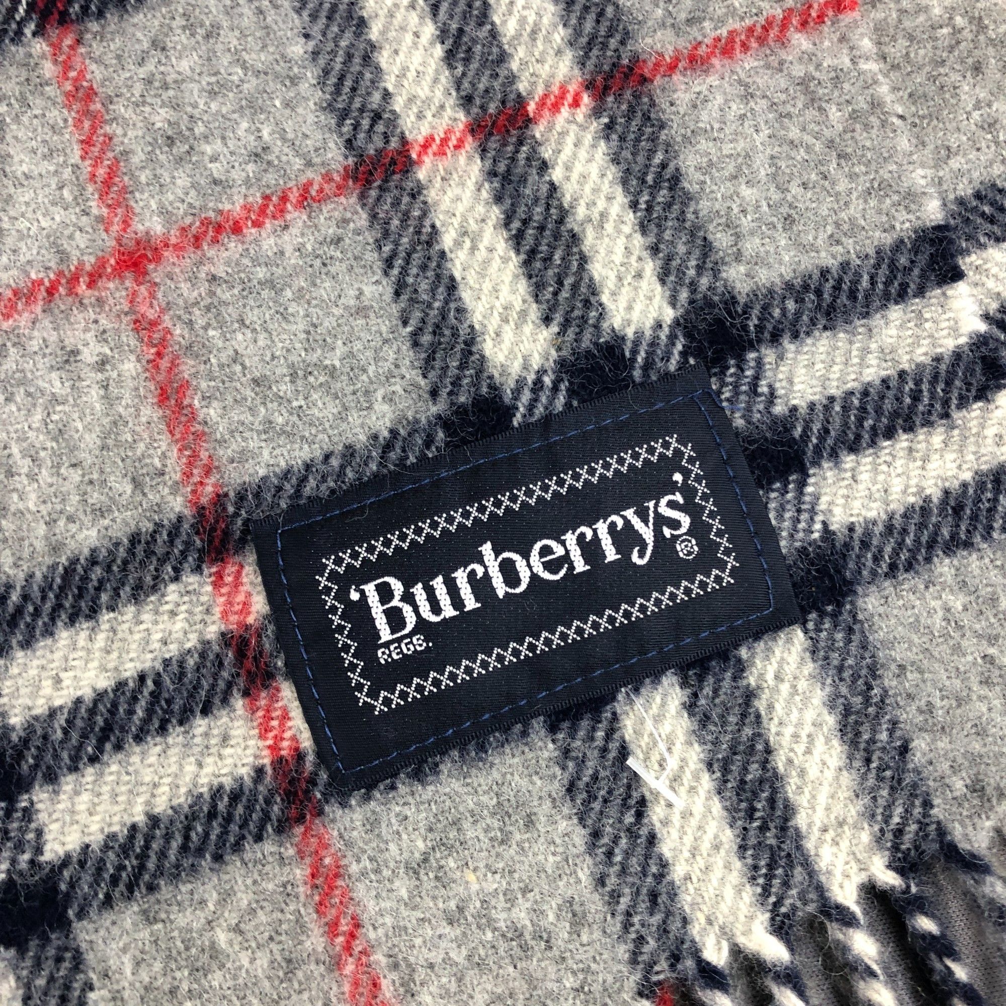 Burberry Vintage Burberry Scarf Muffler Wool Cashmere Scarves. Size ONE SIZE - 7 Thumbnail