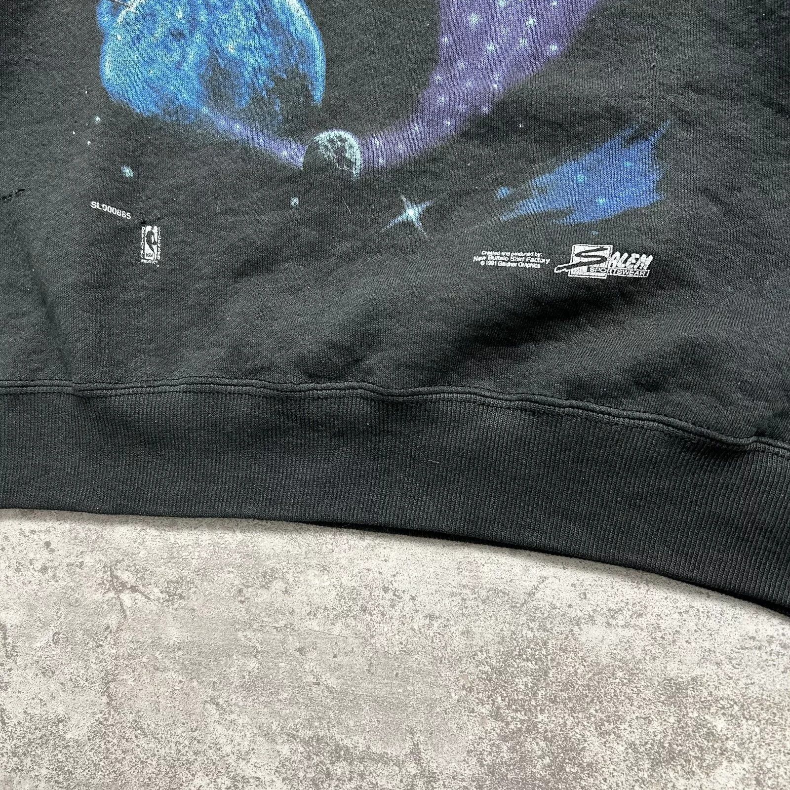 NBA × Vintage PHOENIX SUNS SALEM SPORTSWEAR 1991 SWEATSHIRT SIZE L Size US L / EU 52-54 / 3 - 3 Thumbnail