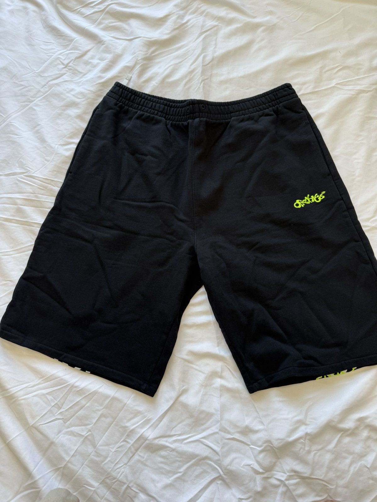 Off-White OFF-WHITE black shorts size xxl Size US 38 / EU 54 - 1 Thumbnail
