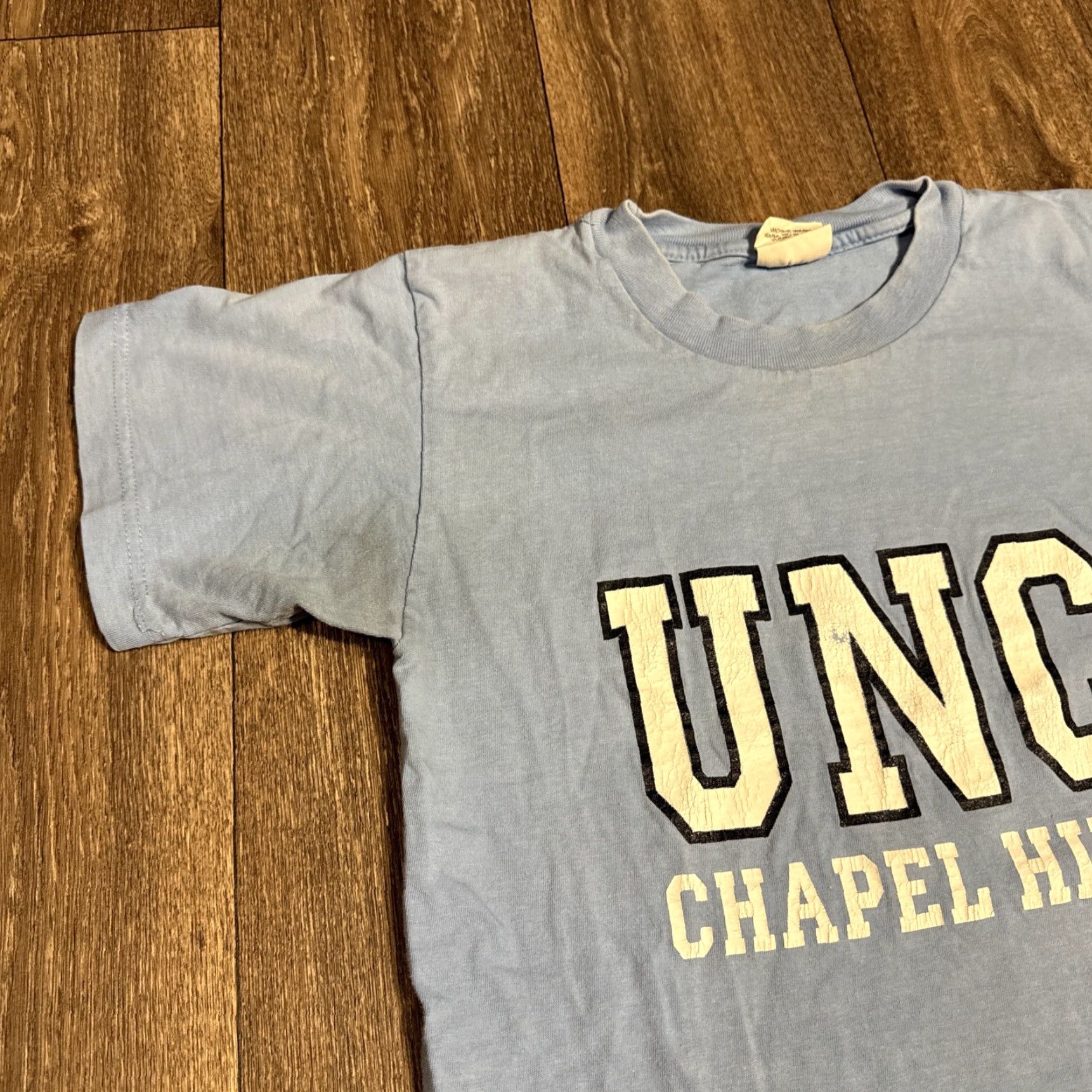 Vintage VINTAGE University of North Carolina Chapel Hill T-Shirt UNC Blue 80s Small Mens Womens Unisex Adults S NCAA Cotton Exchange Size US S / EU 44-46 / 1 - 3 Thumbnail