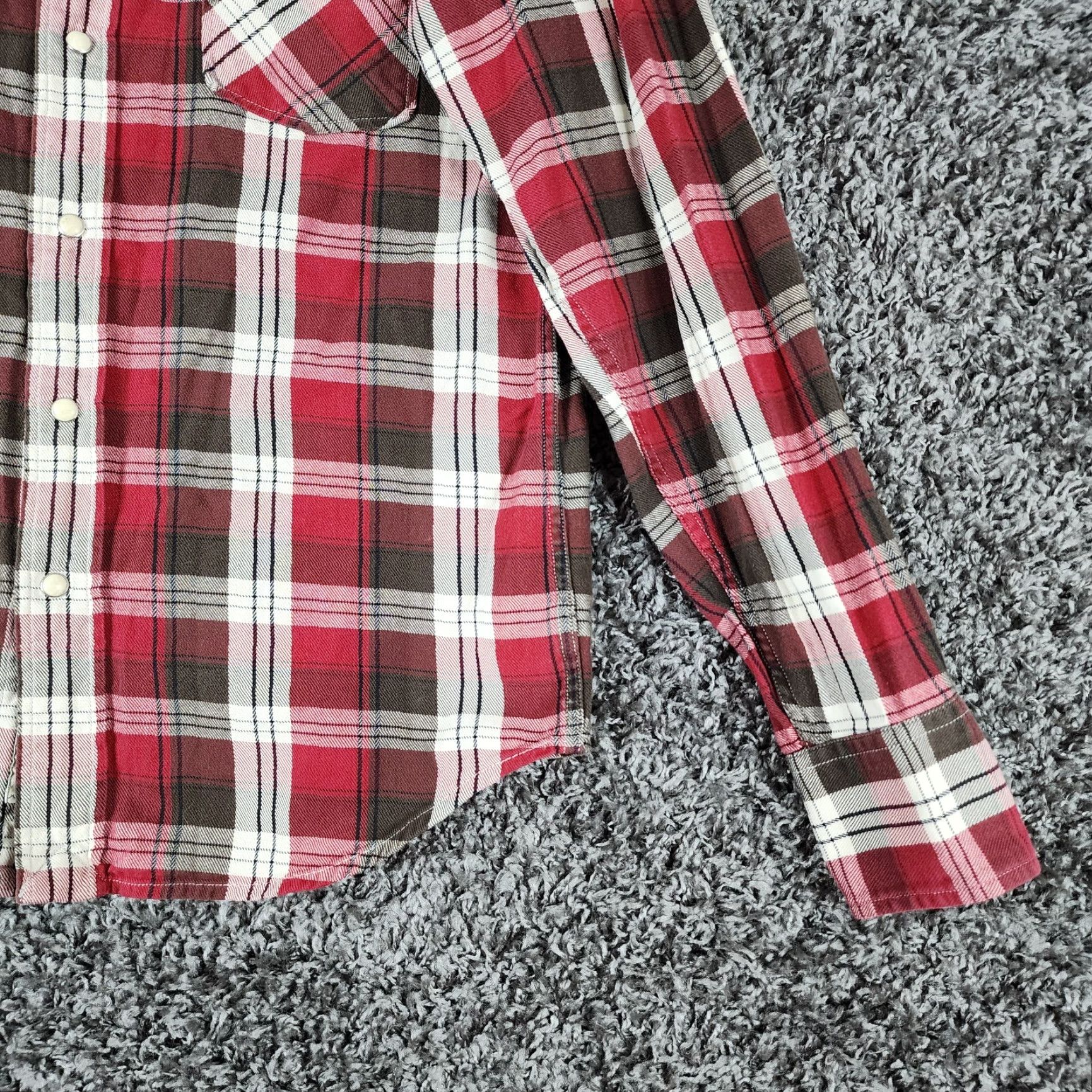 Lucky Brand Lucky Brand Mens Red Plaid Long Sleeve Button-Up Size Small Size US S / EU 44-46 / 1 - 2 Thumbnail