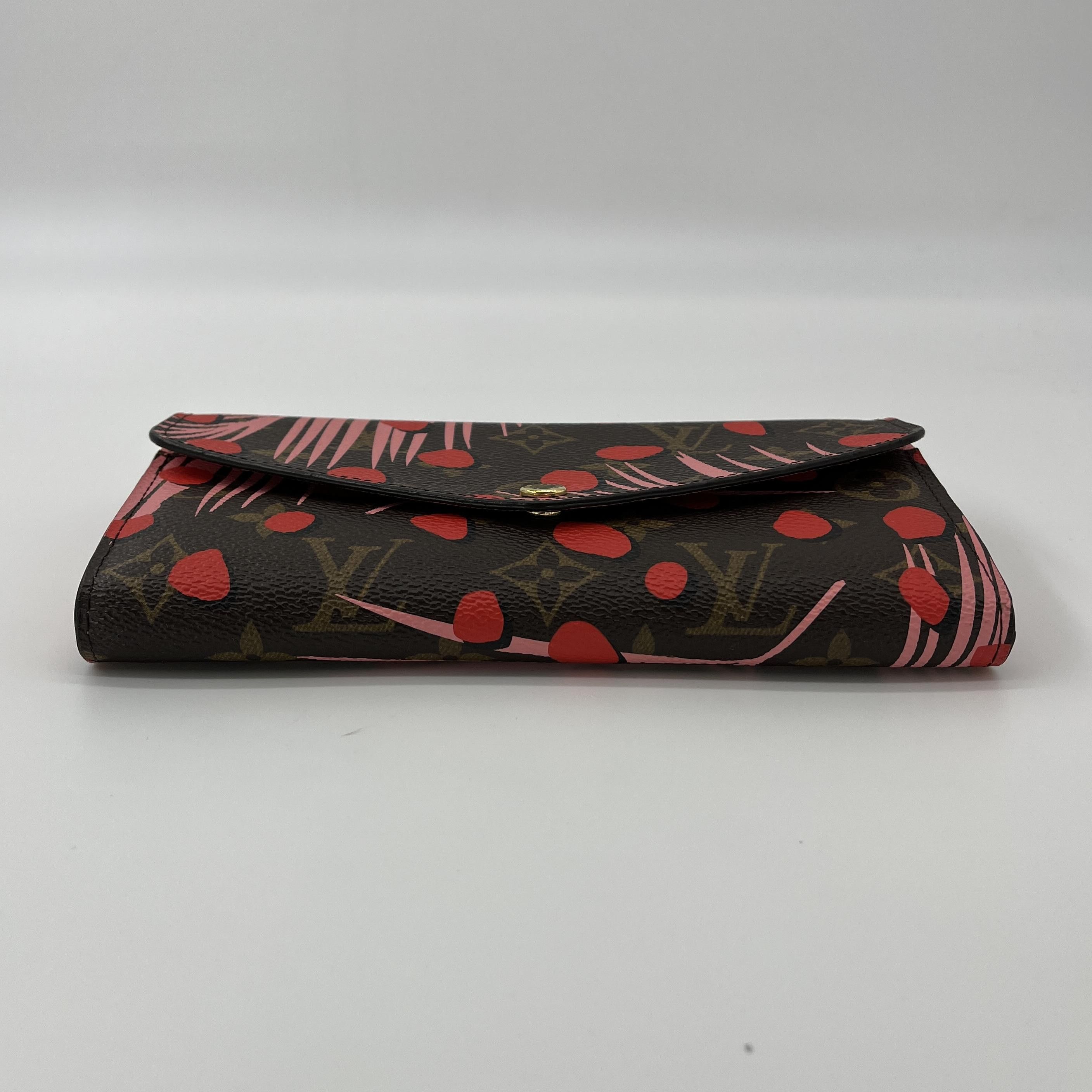 Louis Vuitton Louis Vuitton (LV) Sarah leather snap button printed wallet Size ONE SIZE - 4 Thumbnail