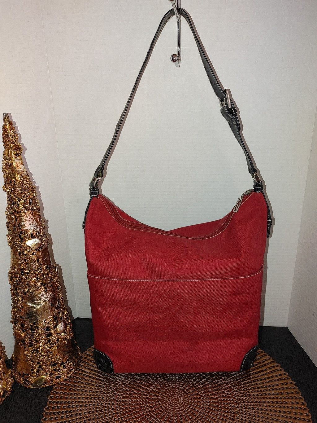 Max Mara MAXX New York Red Nylon & Leather Trim Bag Size ONE SIZE - 5 Thumbnail