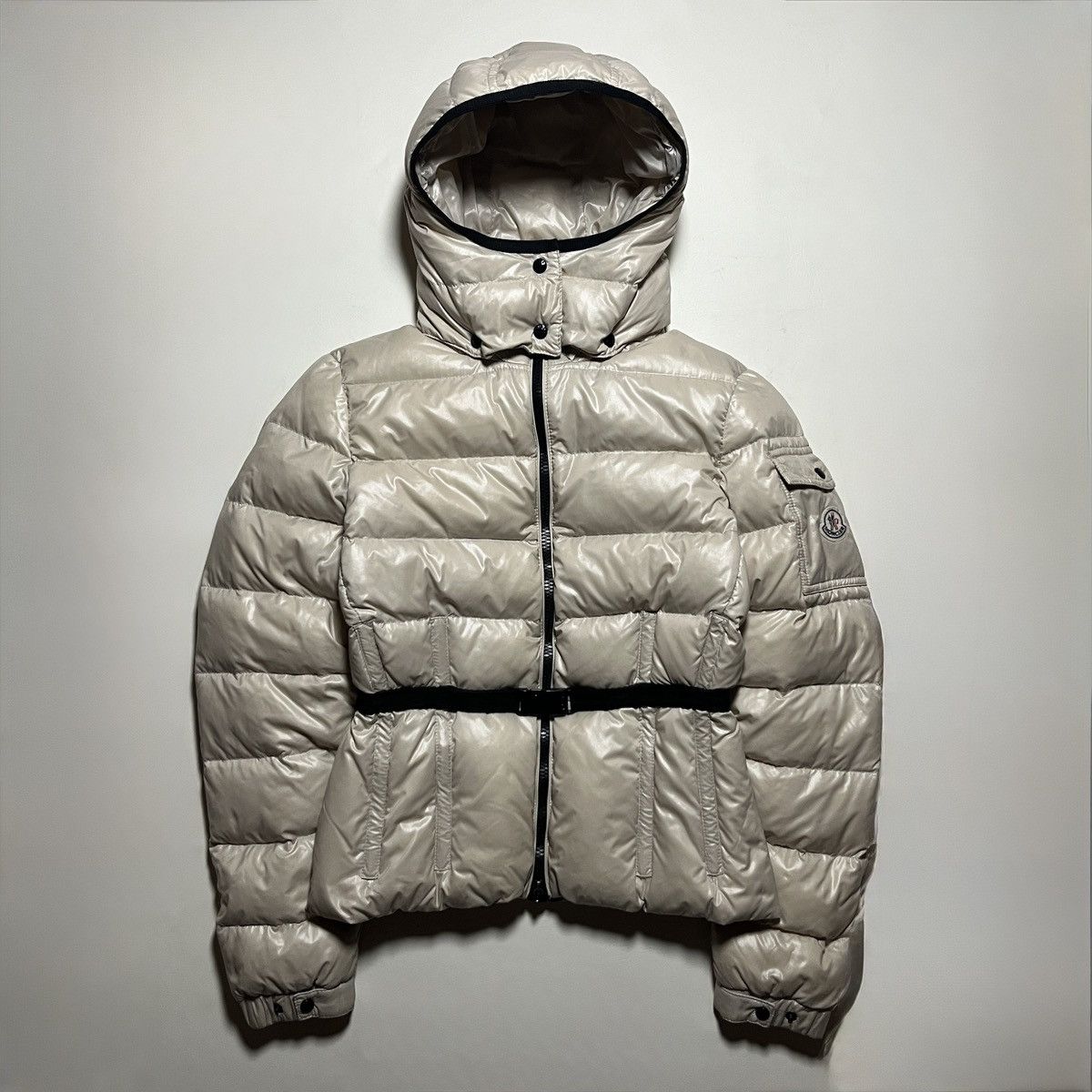 Moncler Moncler Grenadille Giubbotto Belted Puffer Jacket Size M / US 6-8 / IT 42-44 - 1 Thumbnail
