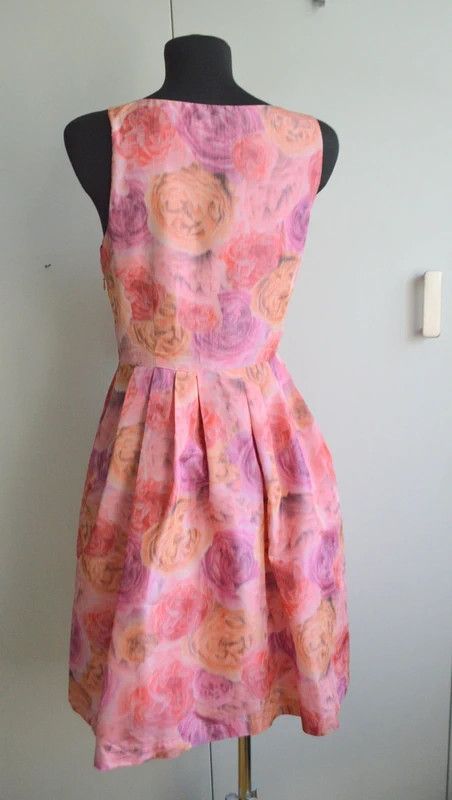Other Stunning floral print silk dress with pockets in S/M Size S / US 4 / IT 40 - 4 Thumbnail