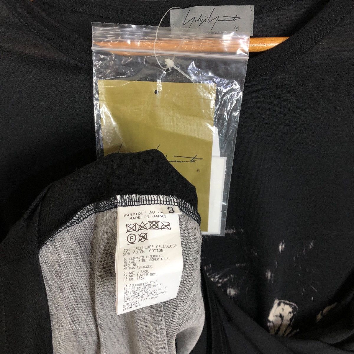 Japanese Brand Yohji Yamamoto Pour Homme S/S 2022 BNWT Graphic Shirt Size US XL / EU 56 / 4 - 6 Thumbnail