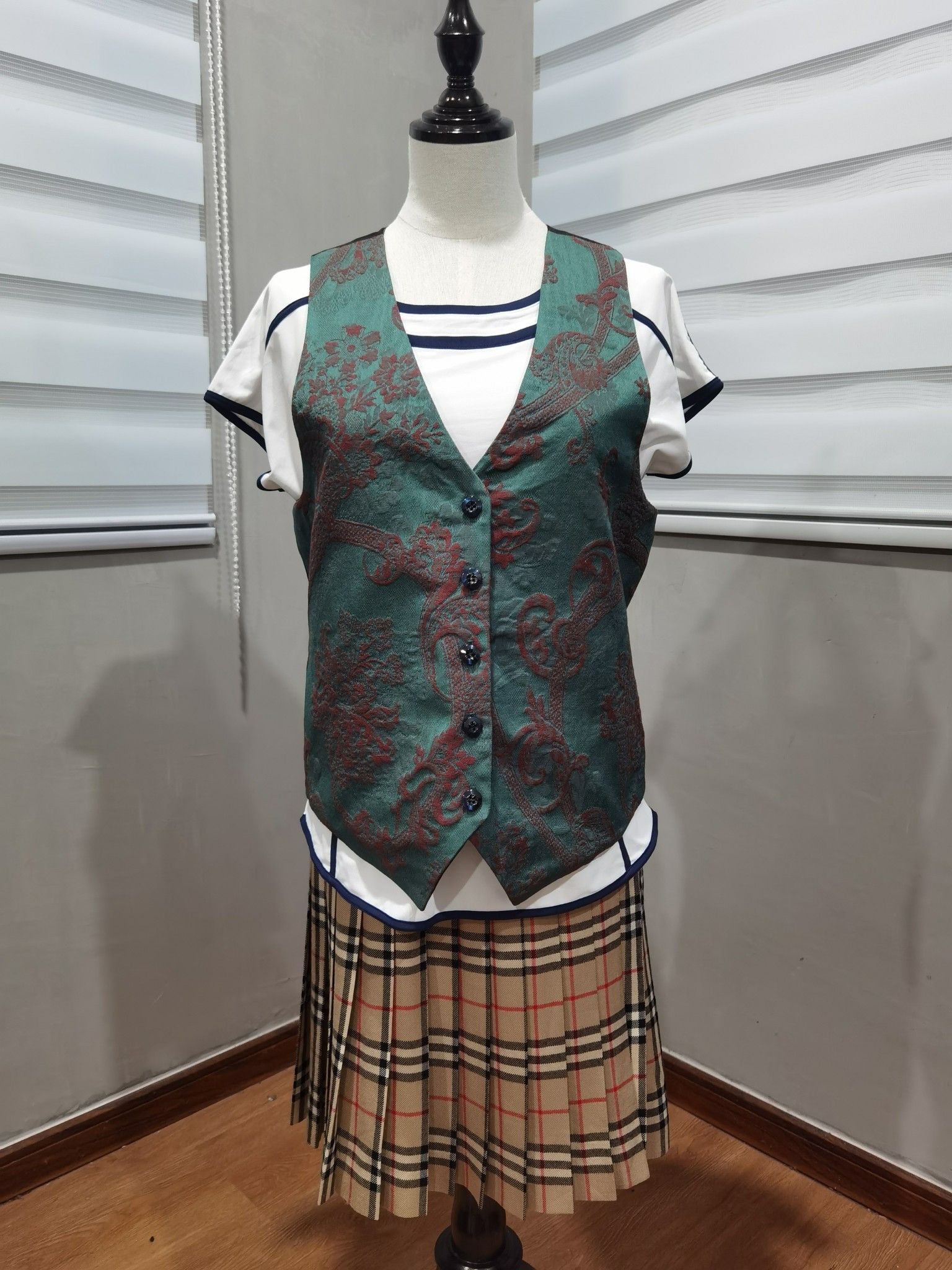 Vintage Carol antone collection vest usa S 7219 Size 34S - 2 Thumbnail