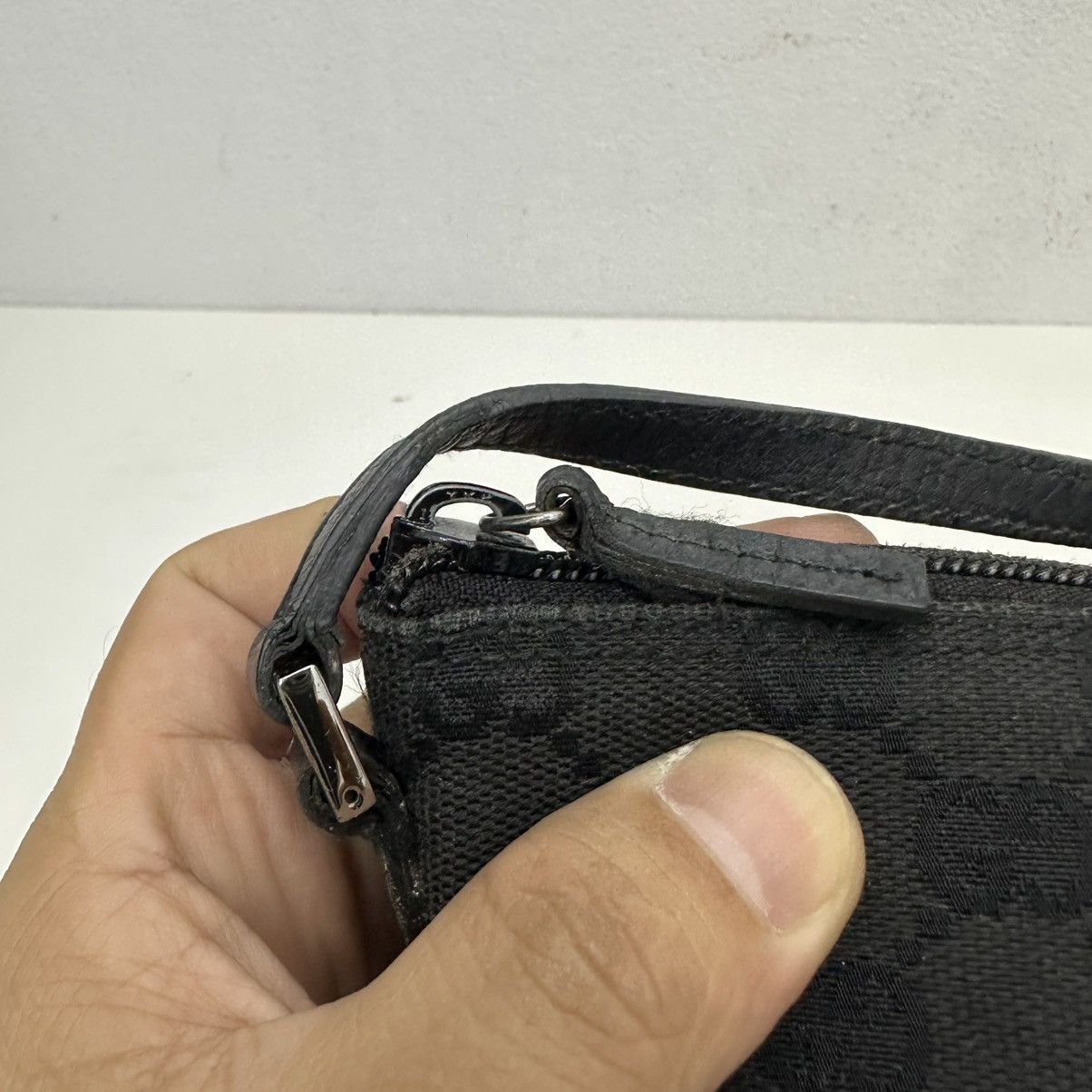 Gucci ‼️YES‼️ AUTHENTIC GUCCI GG SUPREME BOAT POCHETTE BAG Size ONE SIZE - 9 Thumbnail