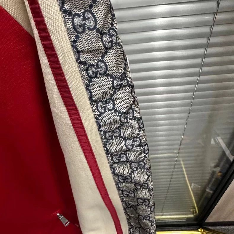 Gucci Gucci Red snake-print zipper jacket 2503-Nextarrow Size US S / EU 44-46 / 1 - 3 Thumbnail
