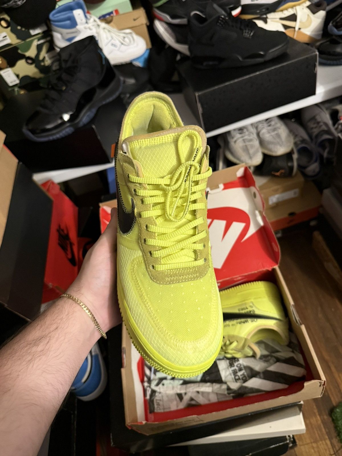 Nike × Off-White Nike off white airforce volt sz 10 Size US 10 / EU 43 - 2 Thumbnail