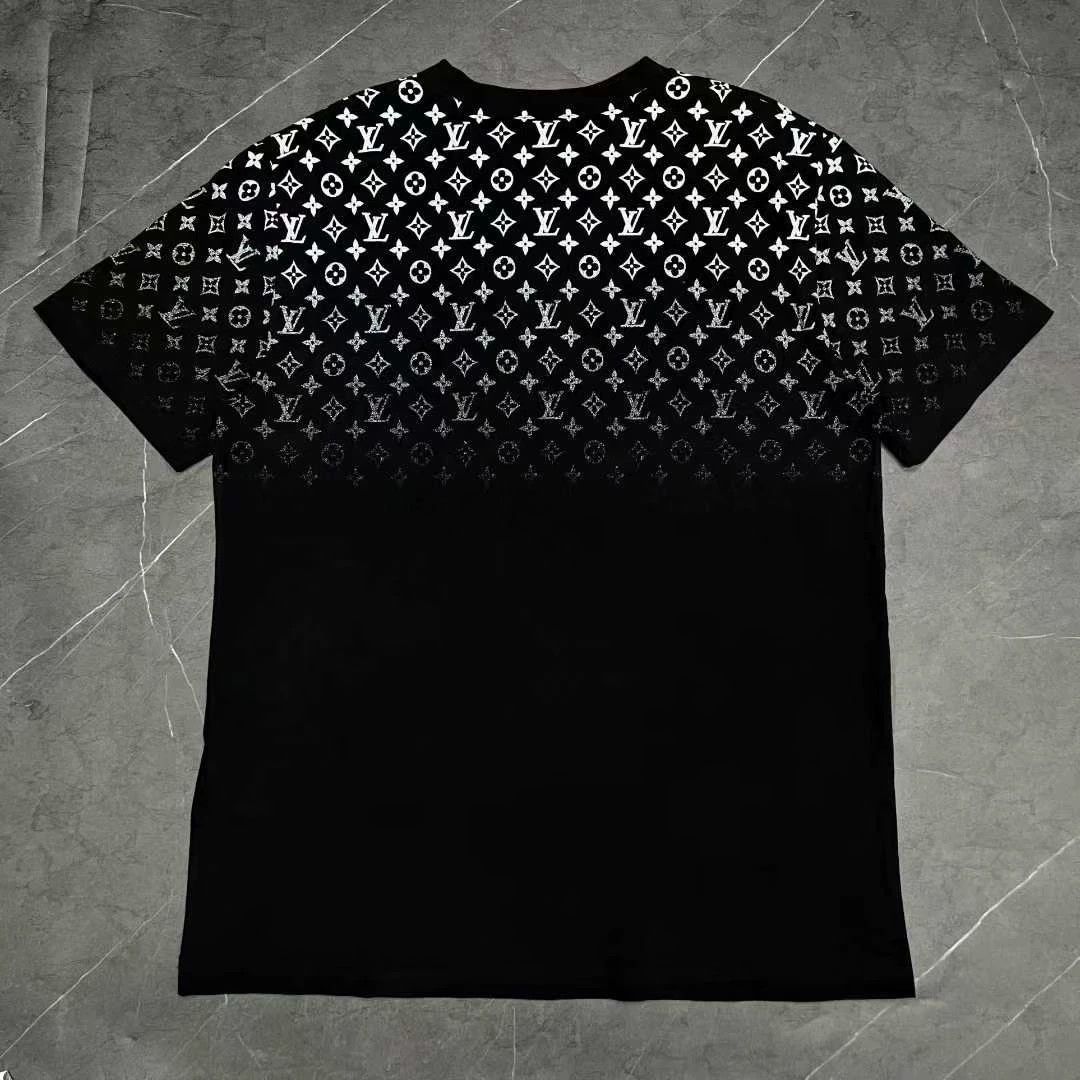 Louis Vuitton louis vuitton gradient logo short sleeve shirt Size US XXL / EU 58 / 5 - 5 Thumbnail