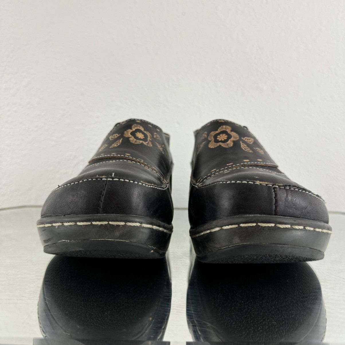 Other Spring Step Brown Black Tooled Leather Burbank Floral Clogs Size US 9 / IT 39 - 7 Thumbnail