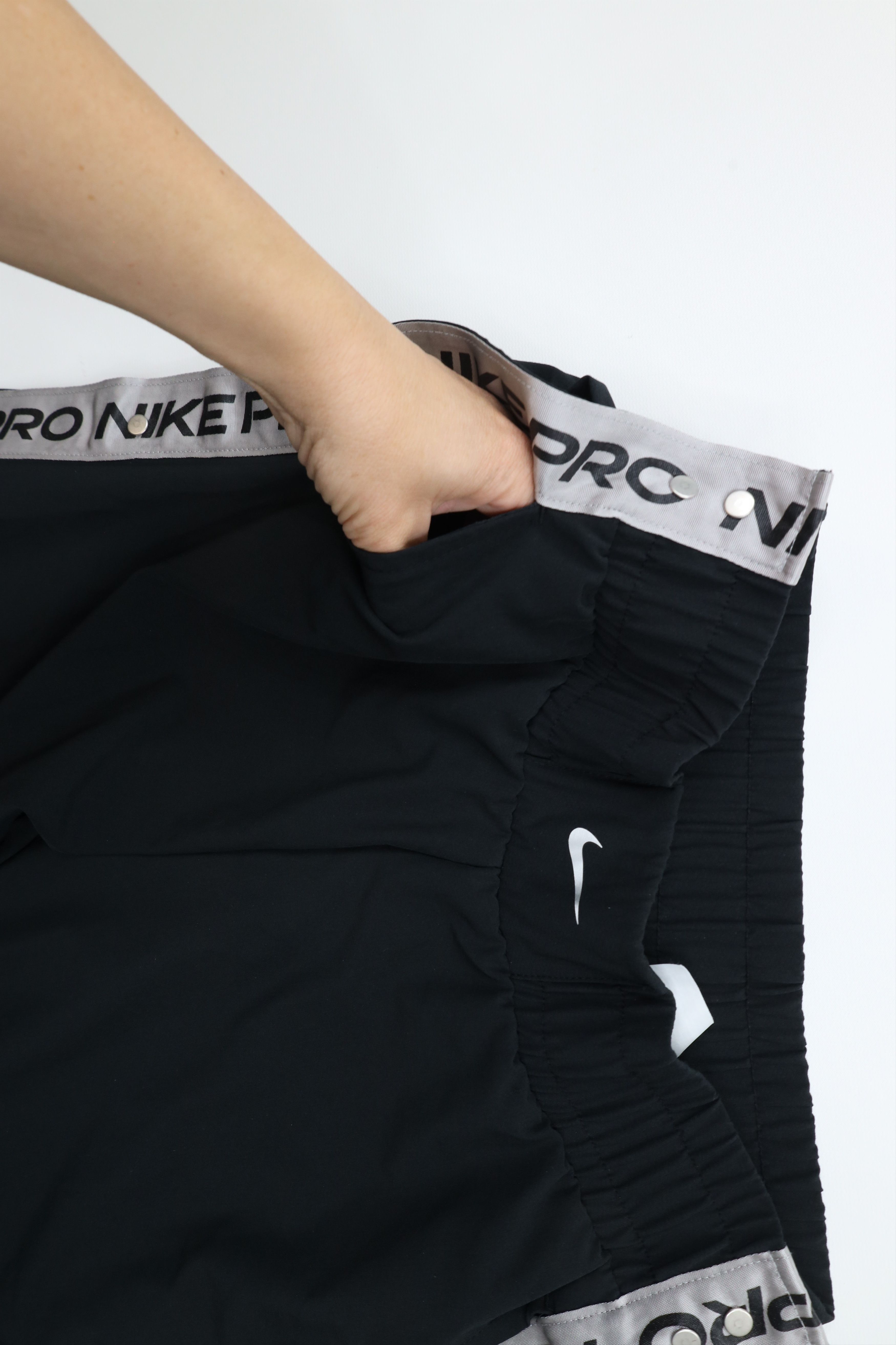 Nike × Vintage Nike Pro Scott Mini Swoosh Wide Leg Tearaway Pants Black Size US 32 / EU 48 - 5 Thumbnail