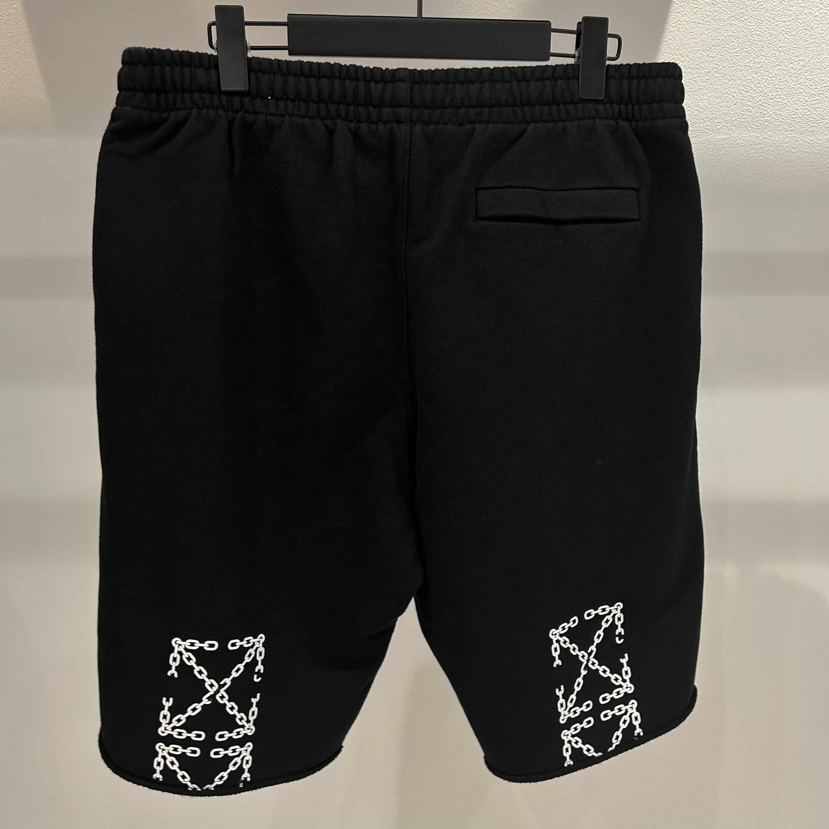 Off-White OFF-WHITE Chain Arrow Shorts Size US 34 / EU 50 - 2 Thumbnail