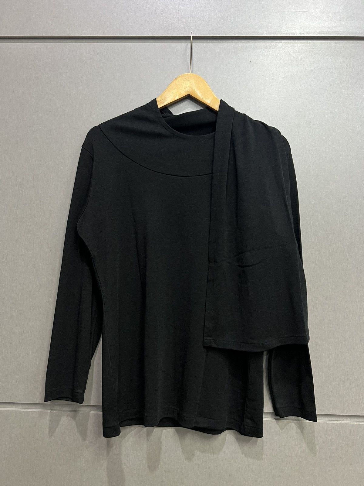 Y's × Yohji Yamamoto Yohji Yamamoto Y’s Triacetate Asymmetric Longsleeve Scarf Size US M / EU 48-50 / 2 - 2 Thumbnail