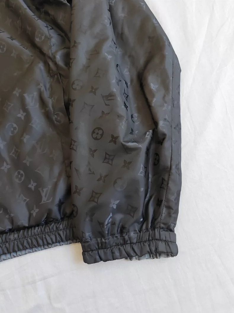 Louis Vuitton Louis Vuitton Old Flower Windbreaker Reversible Jacket 2505 Size US M / EU 48-50 / 2 - 7 Thumbnail