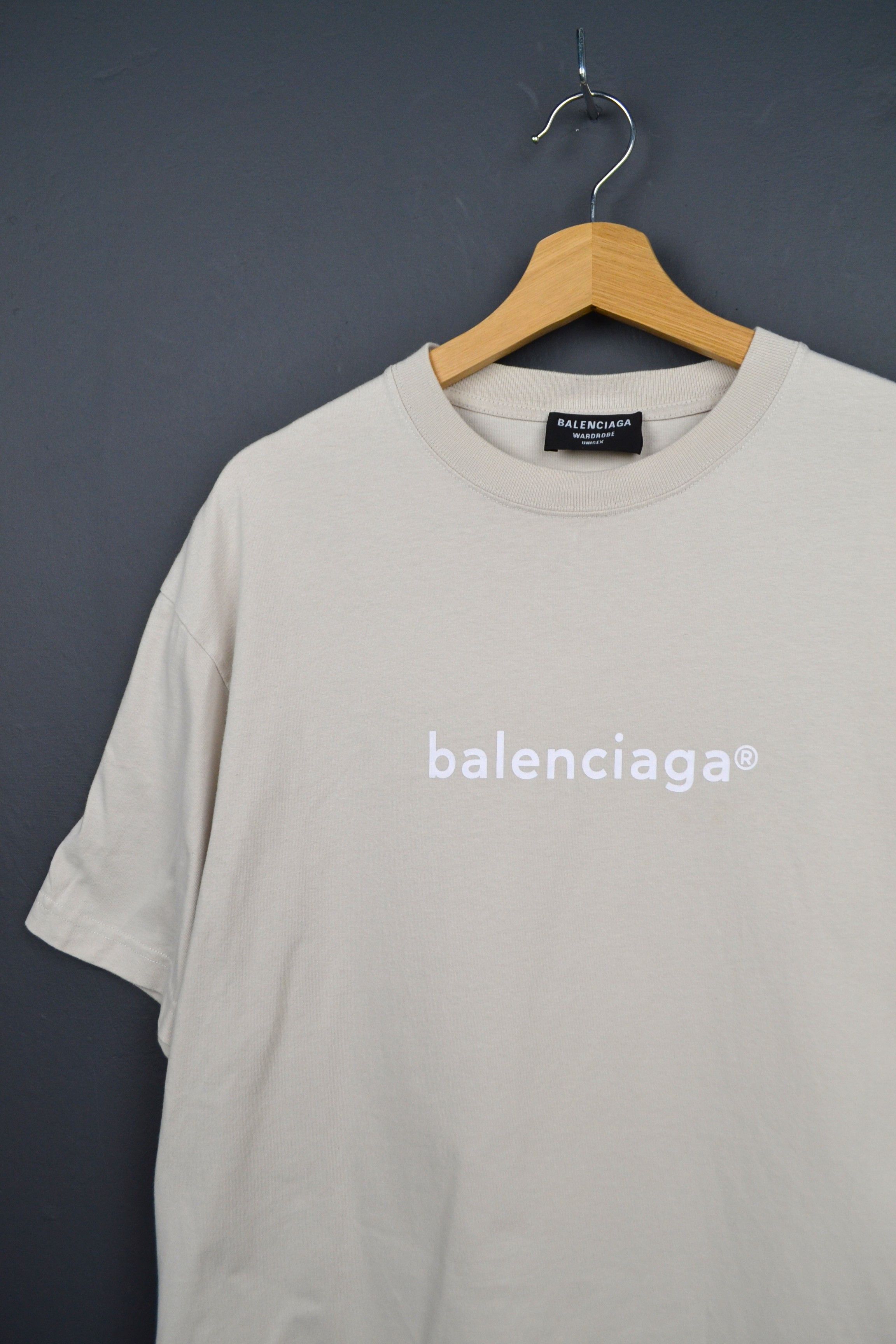 Balenciaga Copyright T-Shirt Tan S Wardrobe Unisex 2020