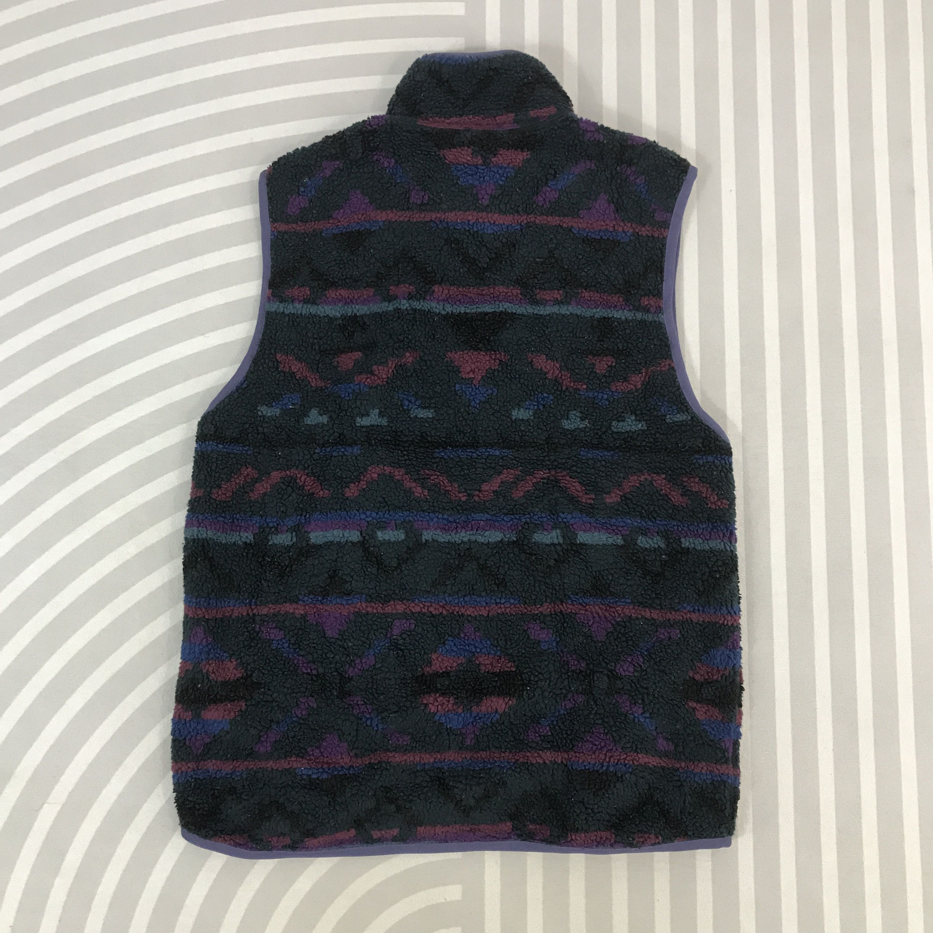 Paul Smith × Vintage Vintage Paul Smith Sherpa Fleece Navajo Vest Jacket Size US XL / EU 56 / 4 - 3 Thumbnail
