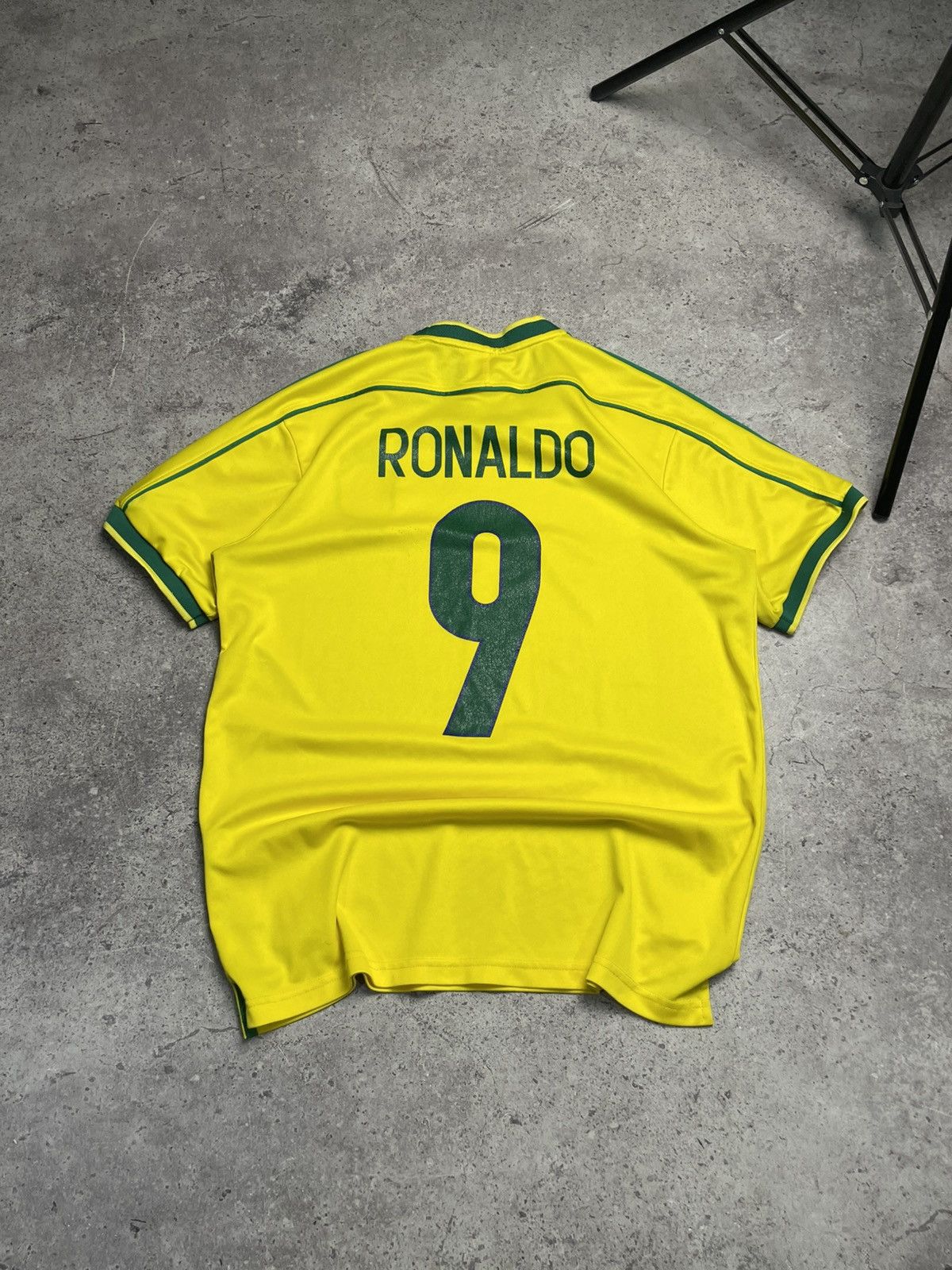 Nike Ronaldo Brazil 1998 WORLD CUP Home Nike Soccer Jersey L Size US L / EU 52-54 / 3 - 2 Thumbnail