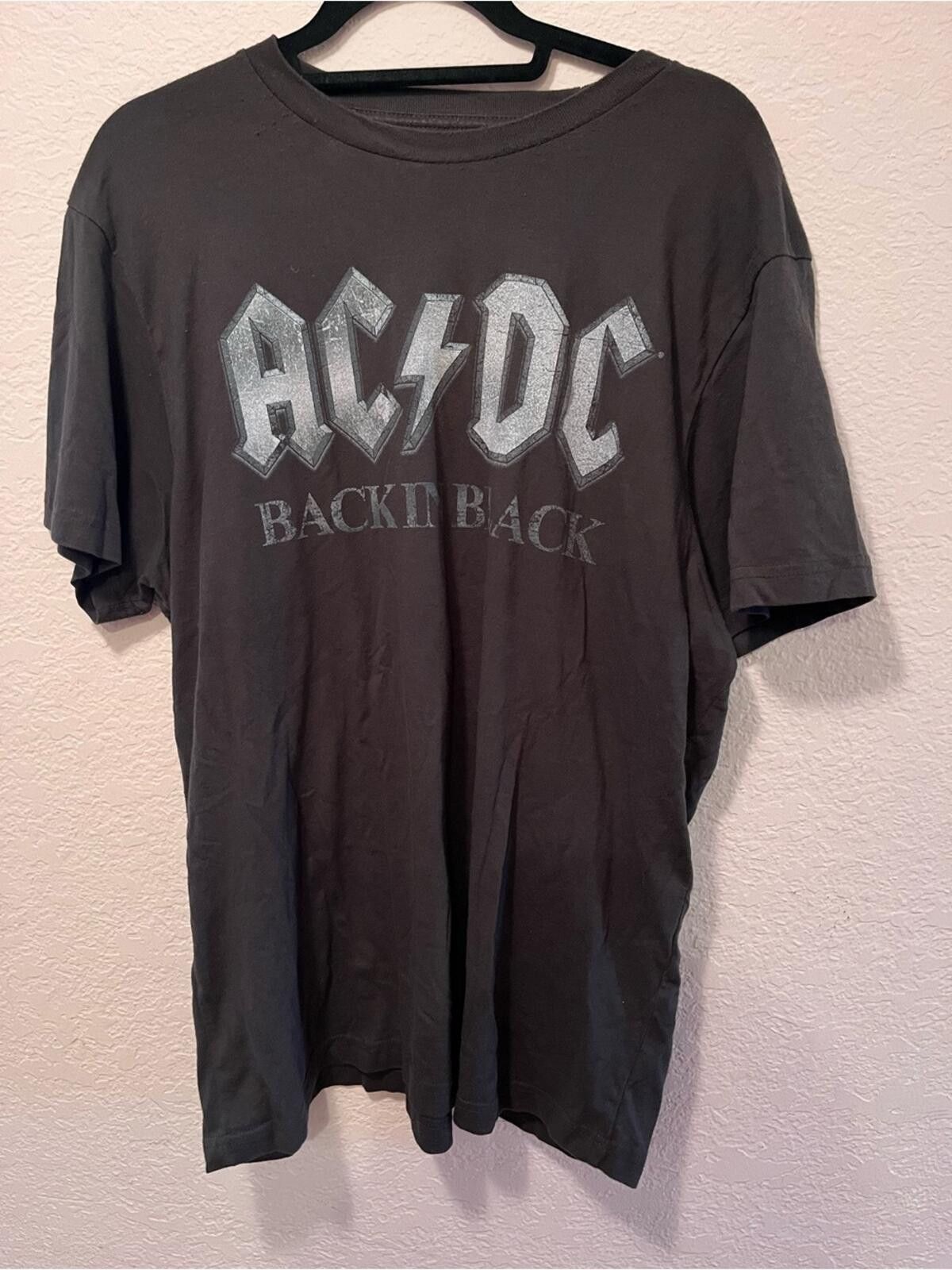 Old Navy Old Navy Black AC/DC 'Back In Black' Graphic Tee Size US XL / EU 56 / 4 - 2 Thumbnail