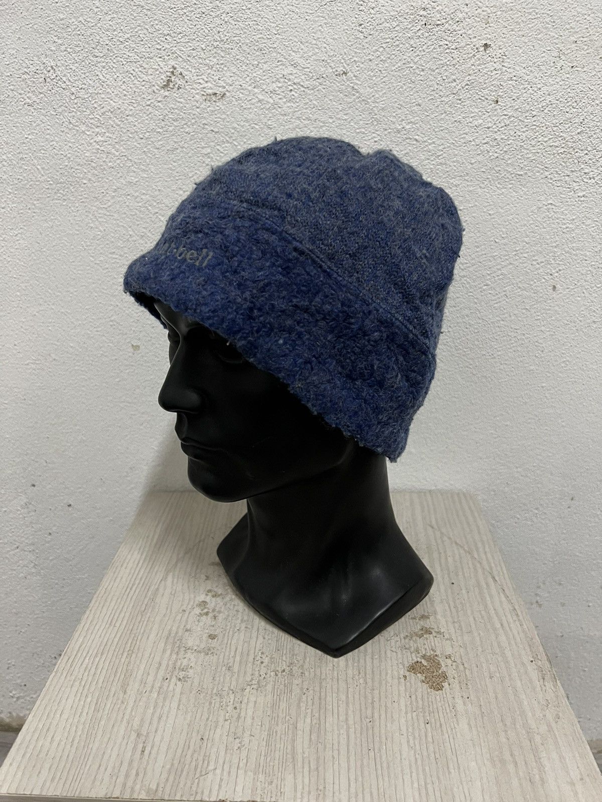 Montbell Montbell Spell Out Beanie Hat Size ONE SIZE - 3 Thumbnail