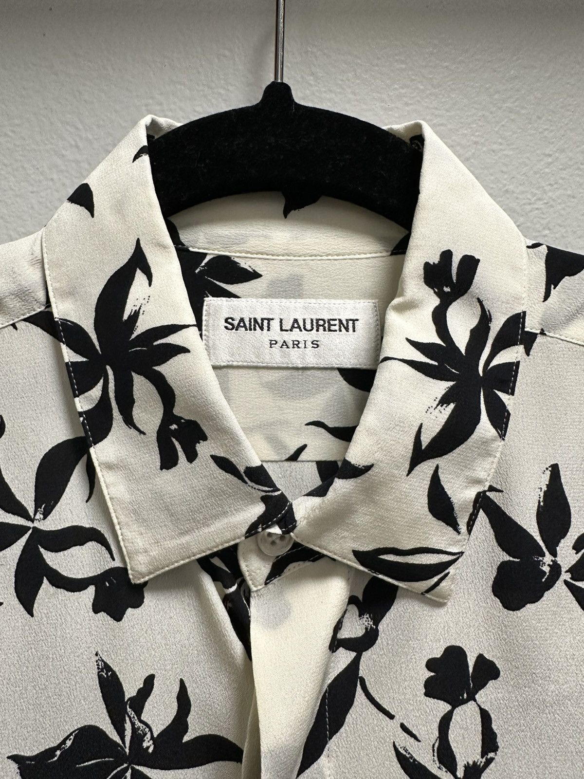 Saint Laurent Paris Saint Laurent Crepe de Chine silk shirt Size US S / EU 44-46 / 1 - 2 Thumbnail