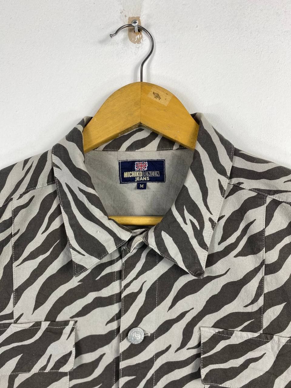 Michiko Koshino London michiko london jeans shortsleeves tiger stripe jacket Size US M / EU 48-50 / 2 - 2 Thumbnail