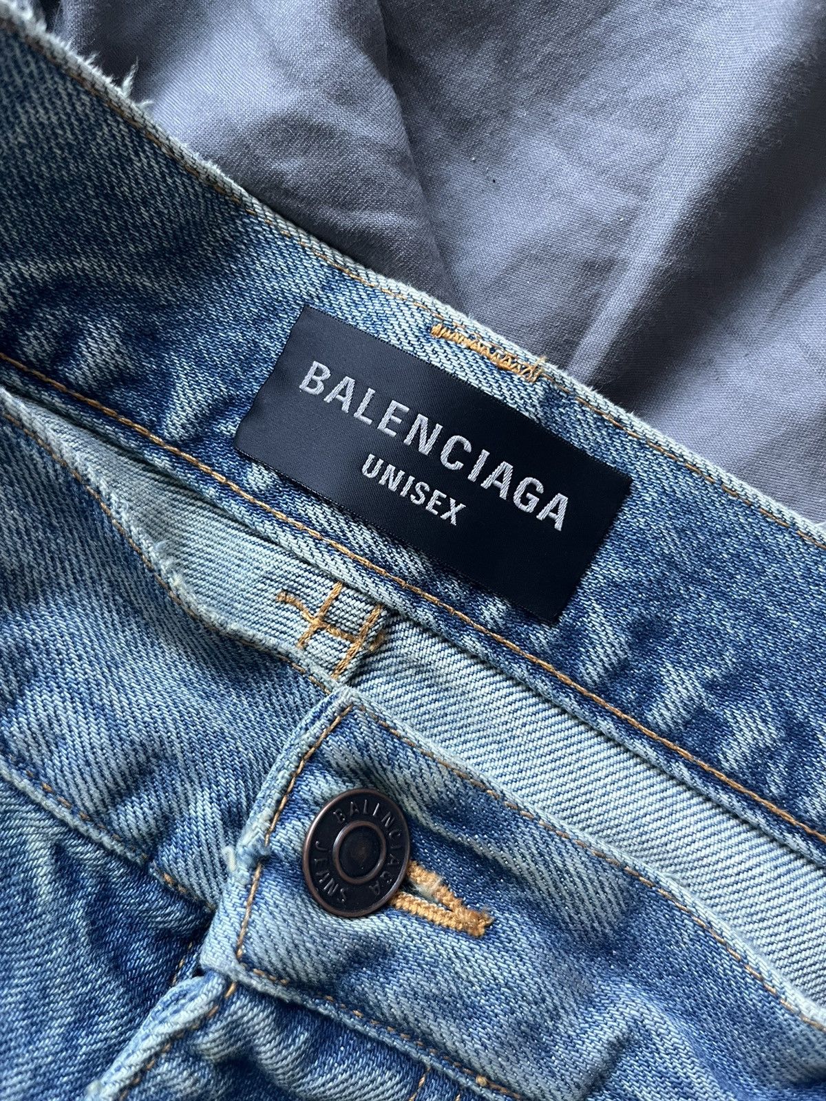 Balenciaga Balenciaga Organic blue Japanese denim Size US 32 / EU 48 - 7 Thumbnail